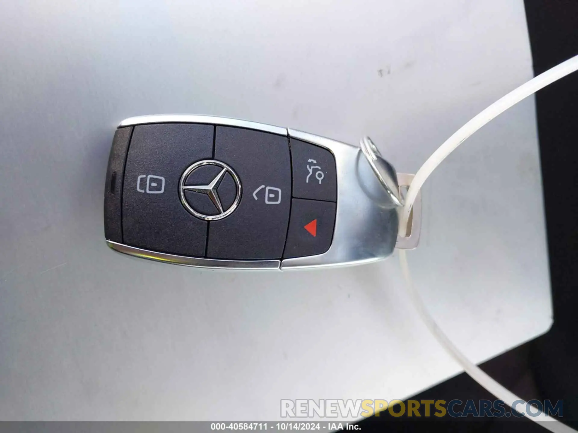 11 Photograph of a damaged car 4JGFB4FB1RB119239 MERCEDES-BENZ GLE 350 2024