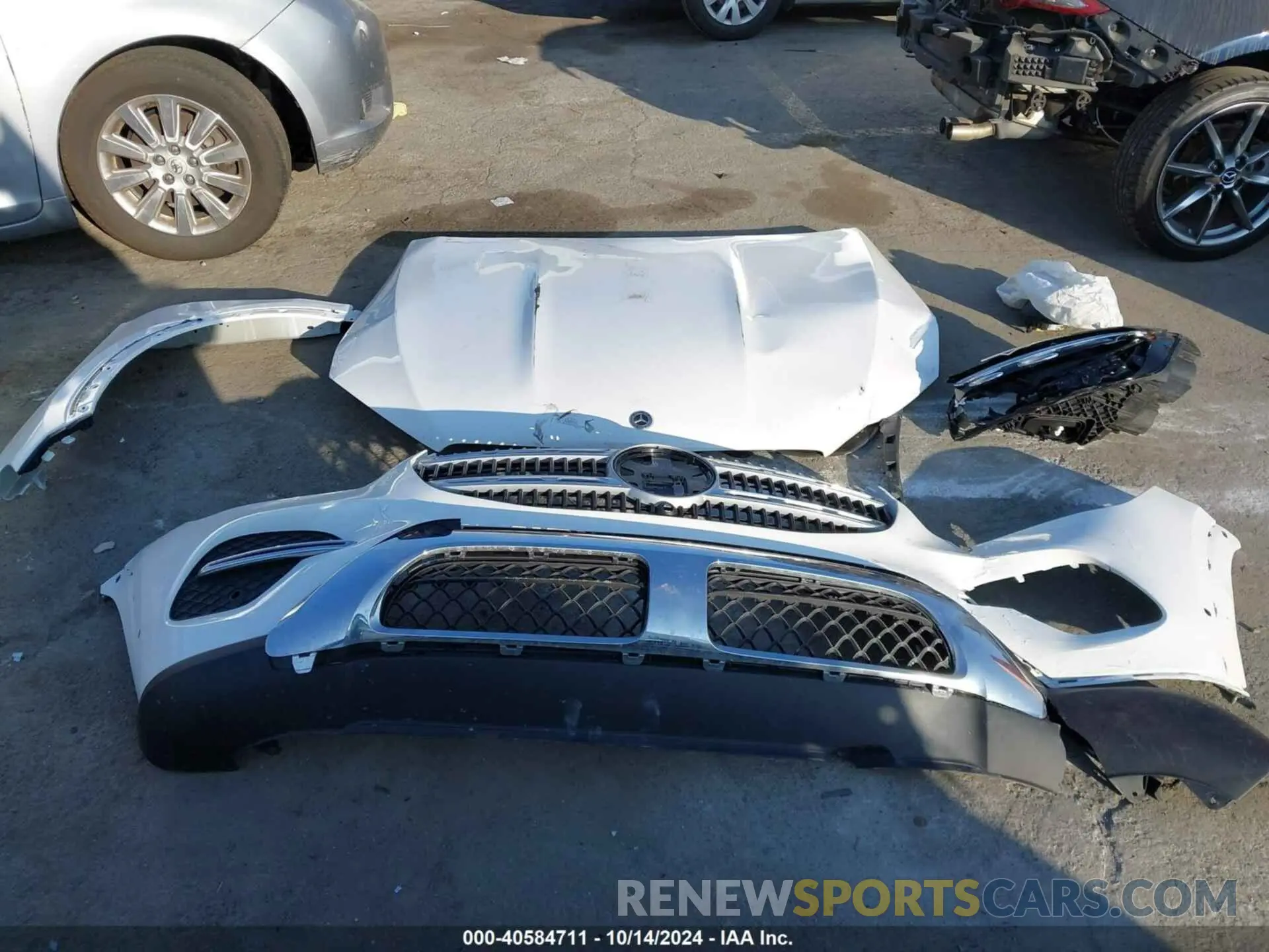12 Photograph of a damaged car 4JGFB4FB1RB119239 MERCEDES-BENZ GLE 350 2024
