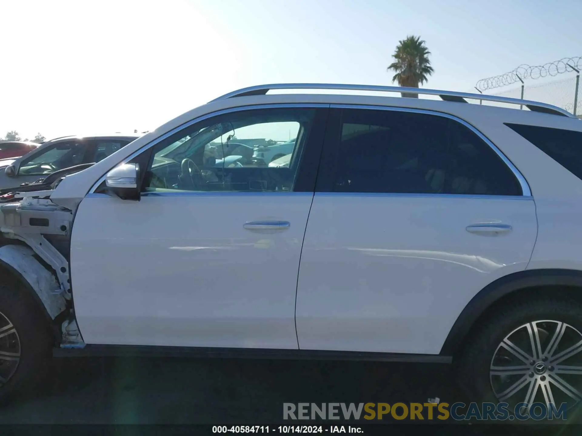 15 Photograph of a damaged car 4JGFB4FB1RB119239 MERCEDES-BENZ GLE 350 2024