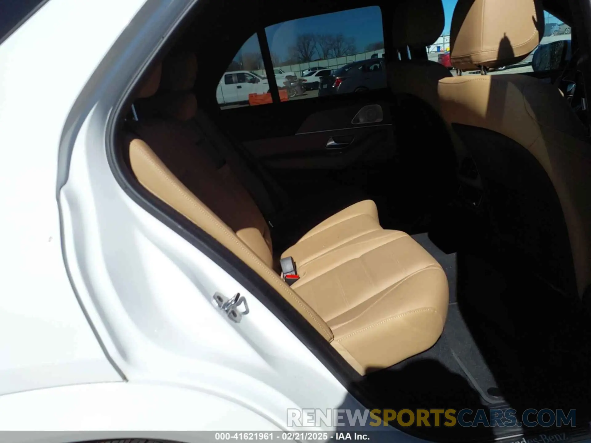 8 Photograph of a damaged car 4JGFB4FB2RA968821 MERCEDES-BENZ GLE 350 2024