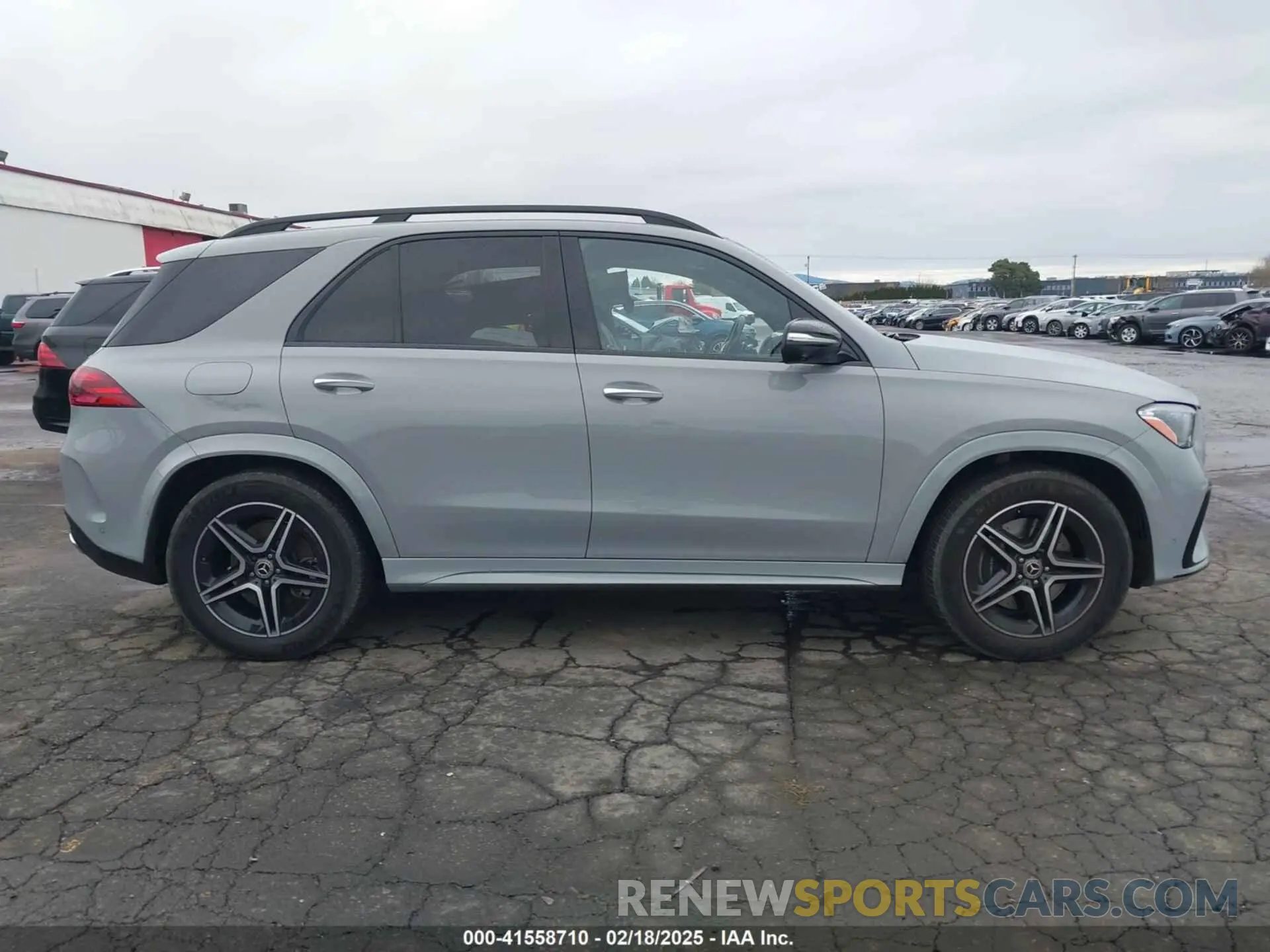 14 Photograph of a damaged car 4JGFB4FB2RA980046 MERCEDES-BENZ GLE 350 2024