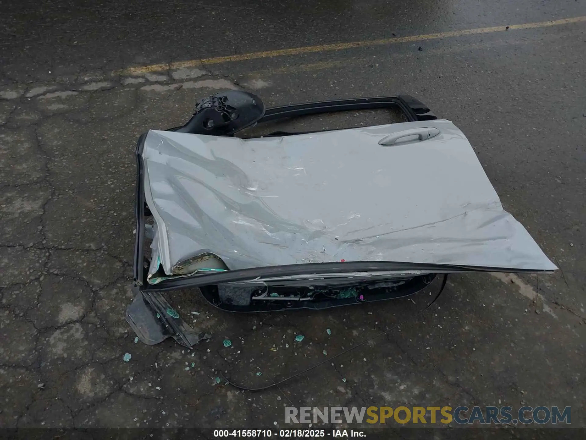 18 Photograph of a damaged car 4JGFB4FB2RA980046 MERCEDES-BENZ GLE 350 2024
