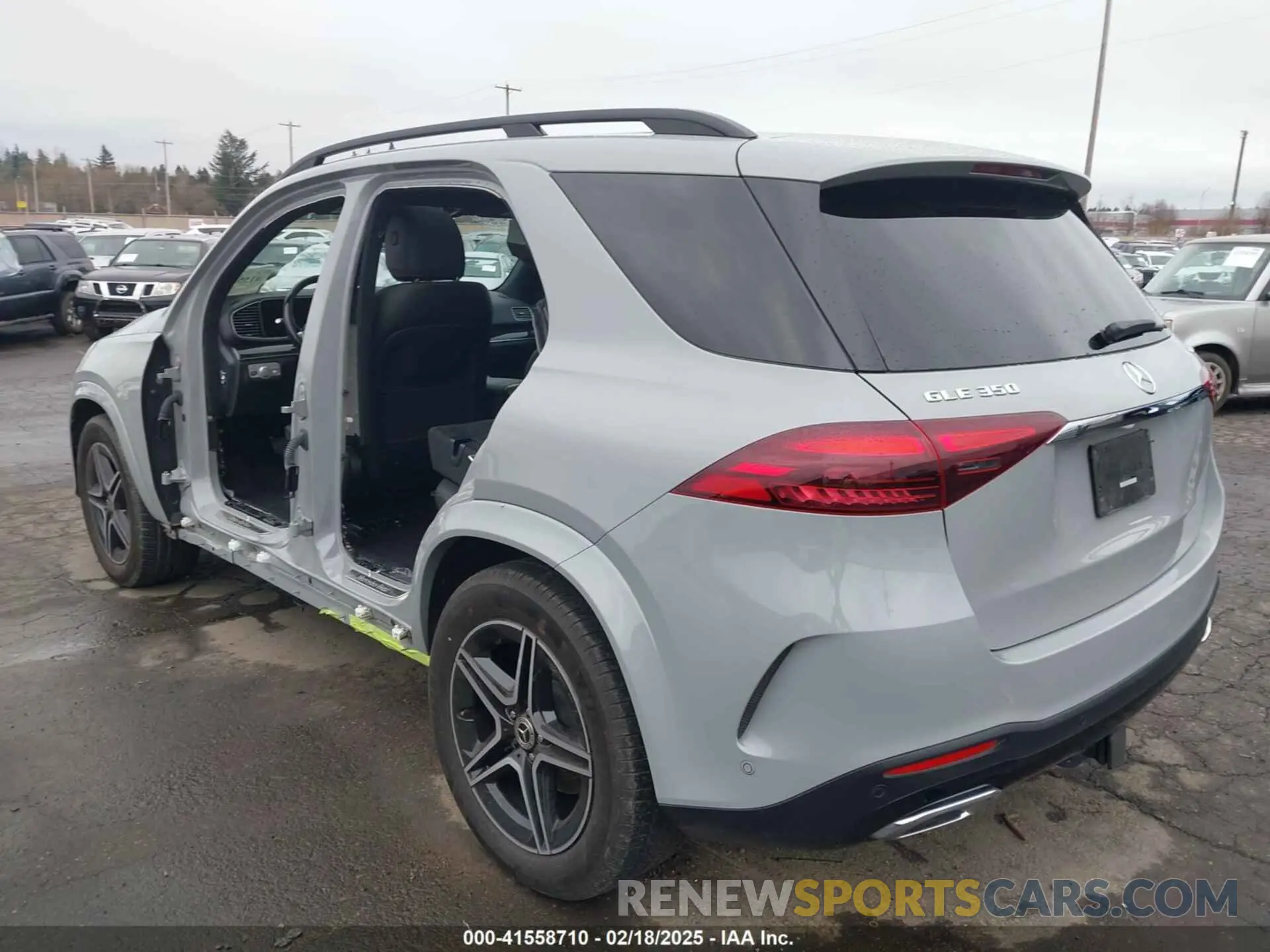 3 Photograph of a damaged car 4JGFB4FB2RA980046 MERCEDES-BENZ GLE 350 2024