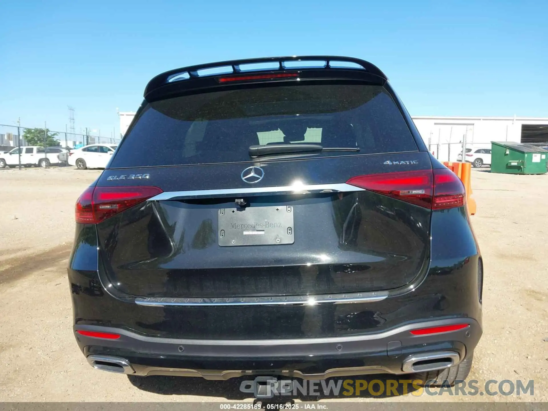 17 Photograph of a damaged car 4JGFB4FB2RB255346 MERCEDES-BENZ GLE 350 2024