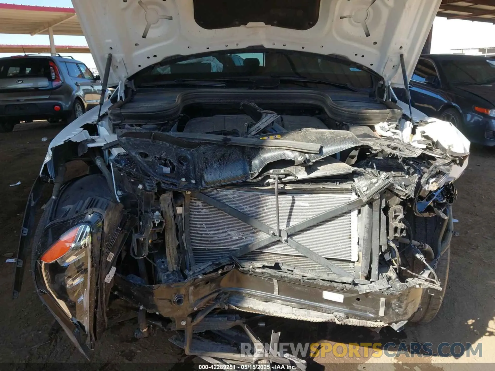 10 Photograph of a damaged car 4JGFB4FB3RB015982 MERCEDES-BENZ GLE 350 2024