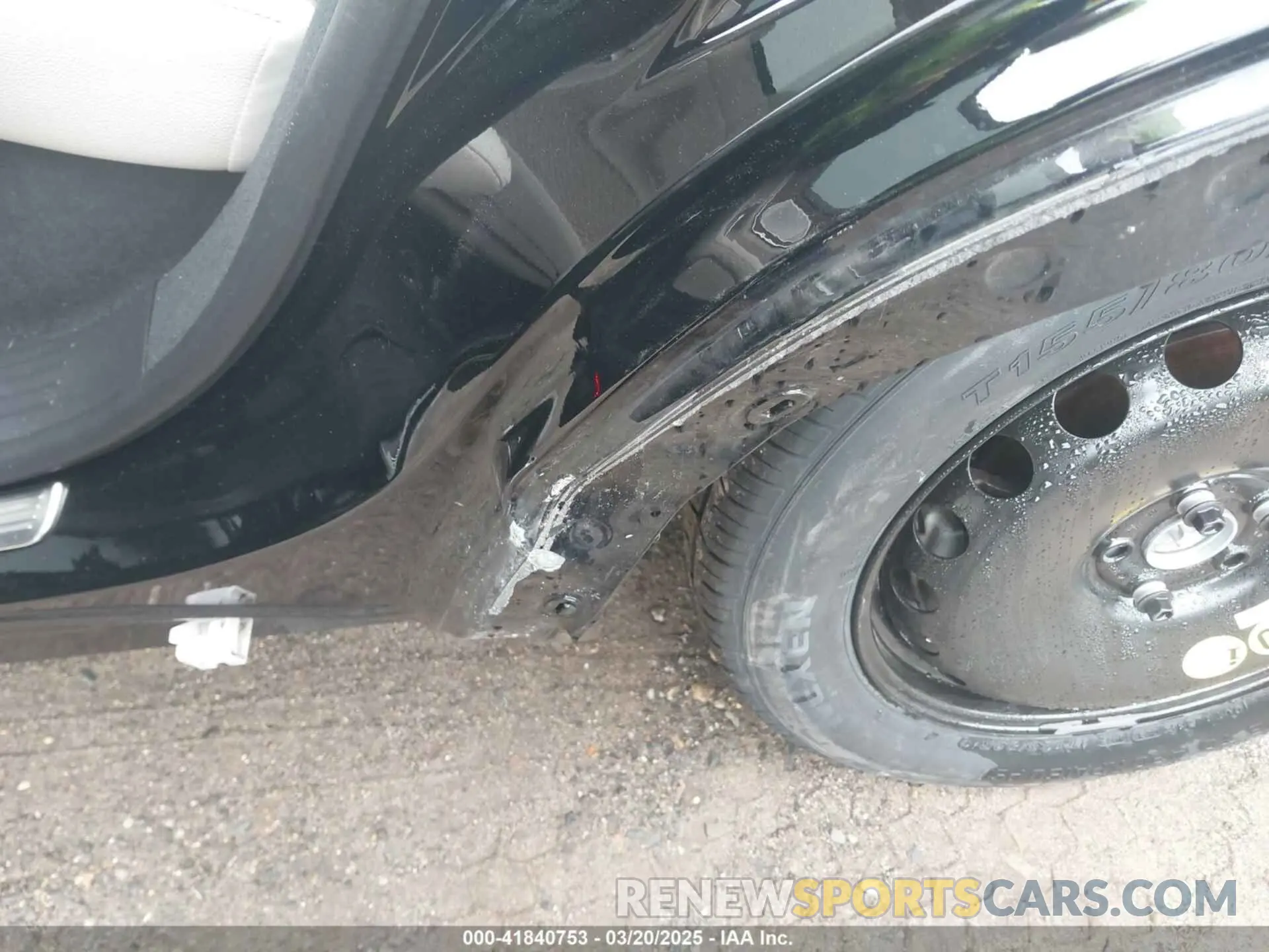 18 Photograph of a damaged car 4JGFB4FB4RB011147 MERCEDES-BENZ GLE 350 2024