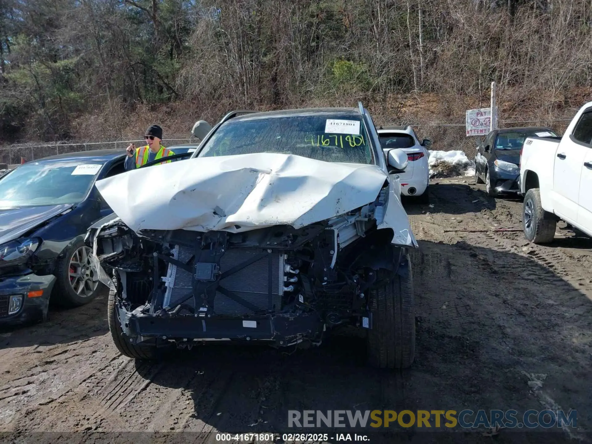 12 Photograph of a damaged car 4JGFB4FB5RA971860 MERCEDES-BENZ GLE 350 2024