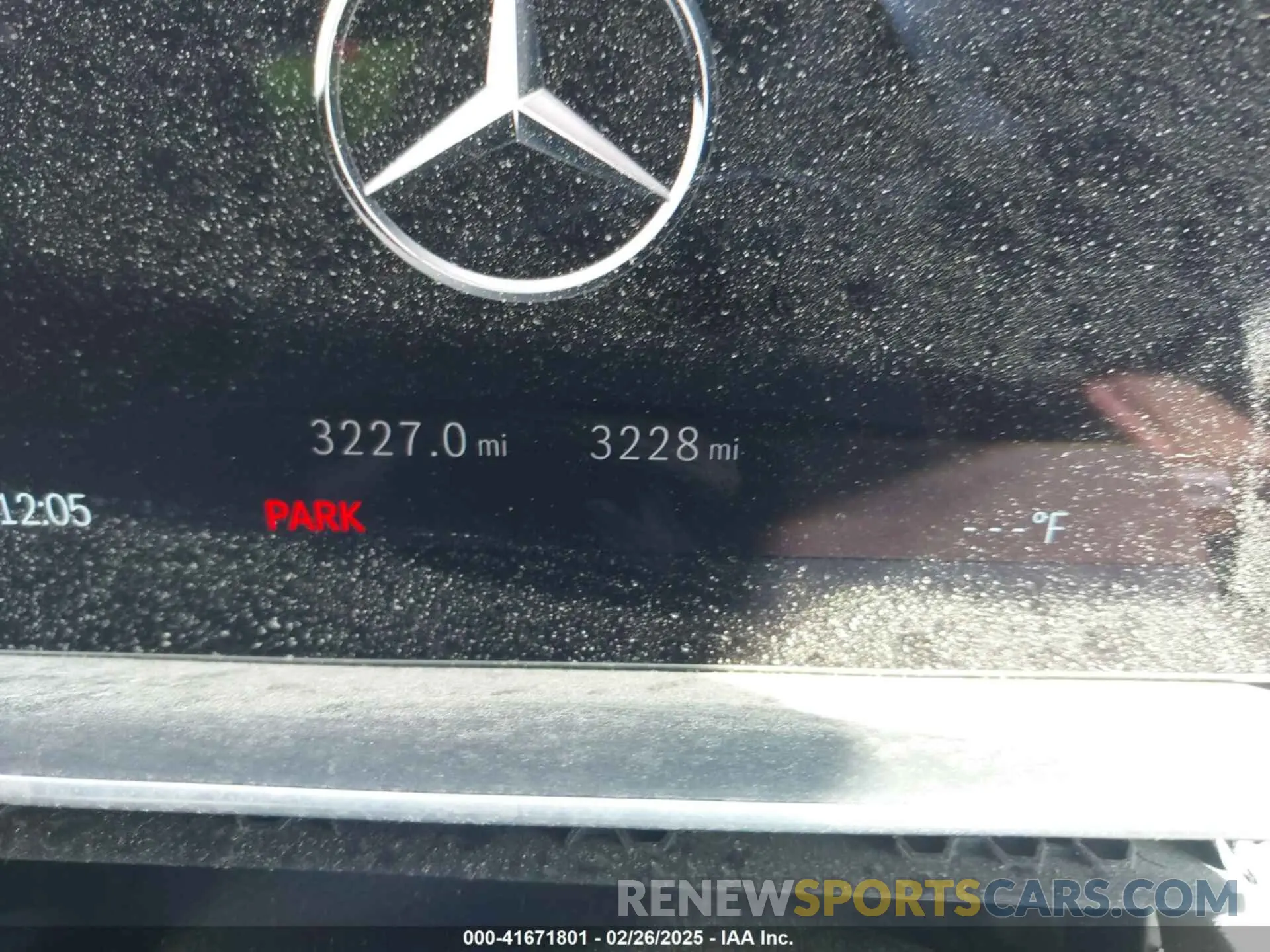 15 Photograph of a damaged car 4JGFB4FB5RA971860 MERCEDES-BENZ GLE 350 2024