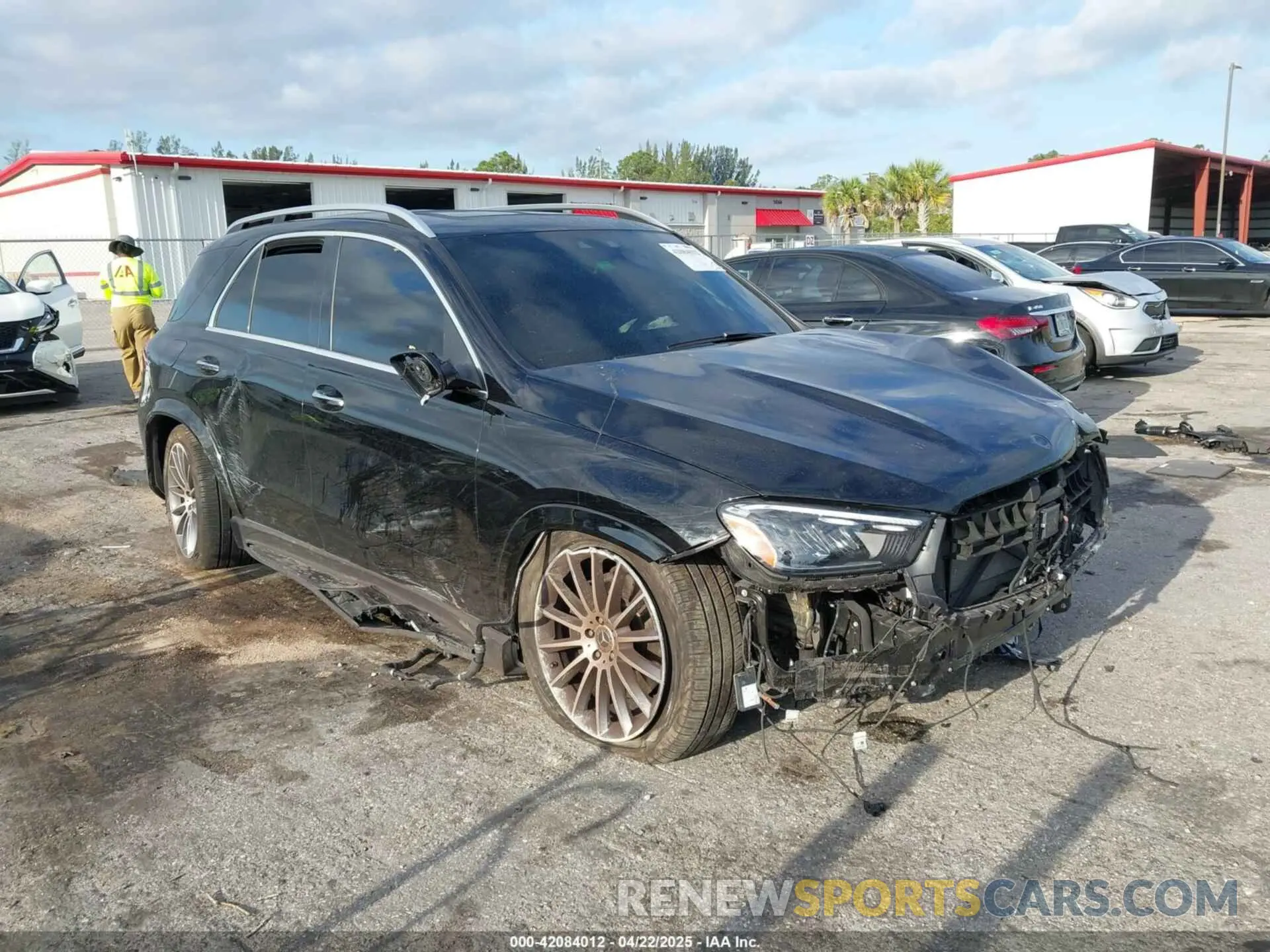 1 Photograph of a damaged car 4JGFB4FB5RB122418 MERCEDES-BENZ GLE 350 2024