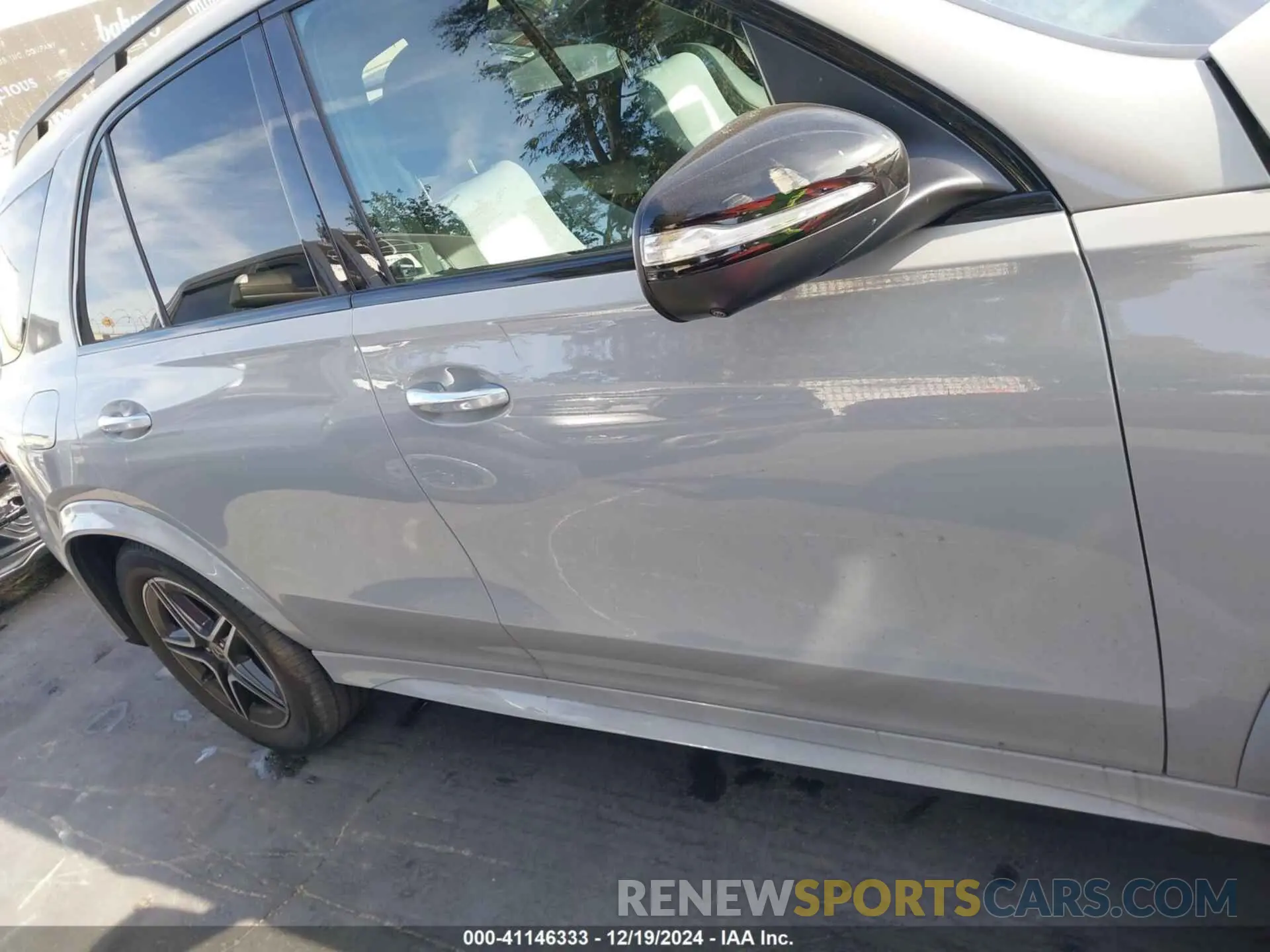 13 Photograph of a damaged car 4JGFB4FB6RA981412 MERCEDES-BENZ GLE 350 2024