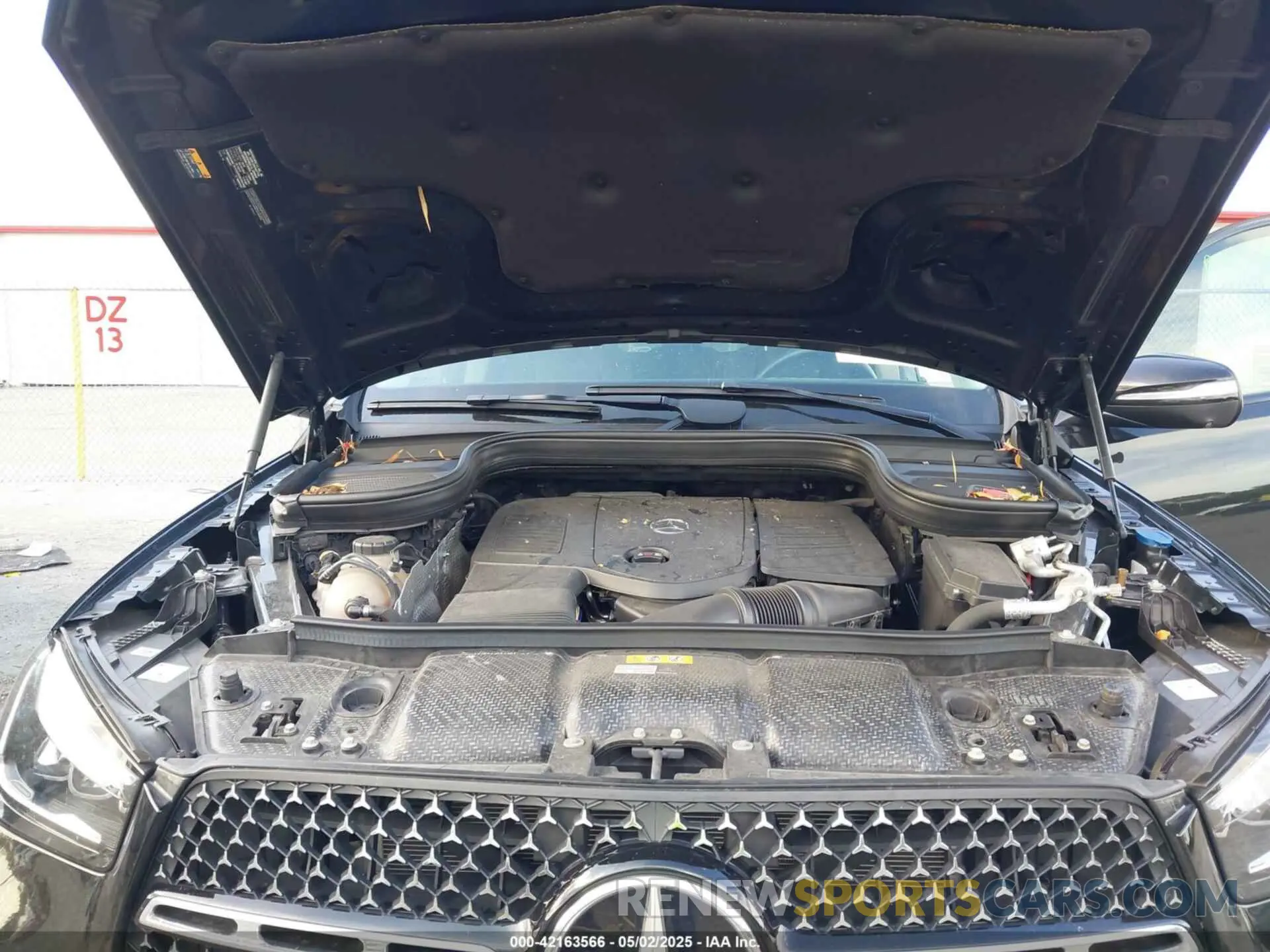 10 Photograph of a damaged car 4JGFB4FB9RB115052 MERCEDES-BENZ GLE 350 2024