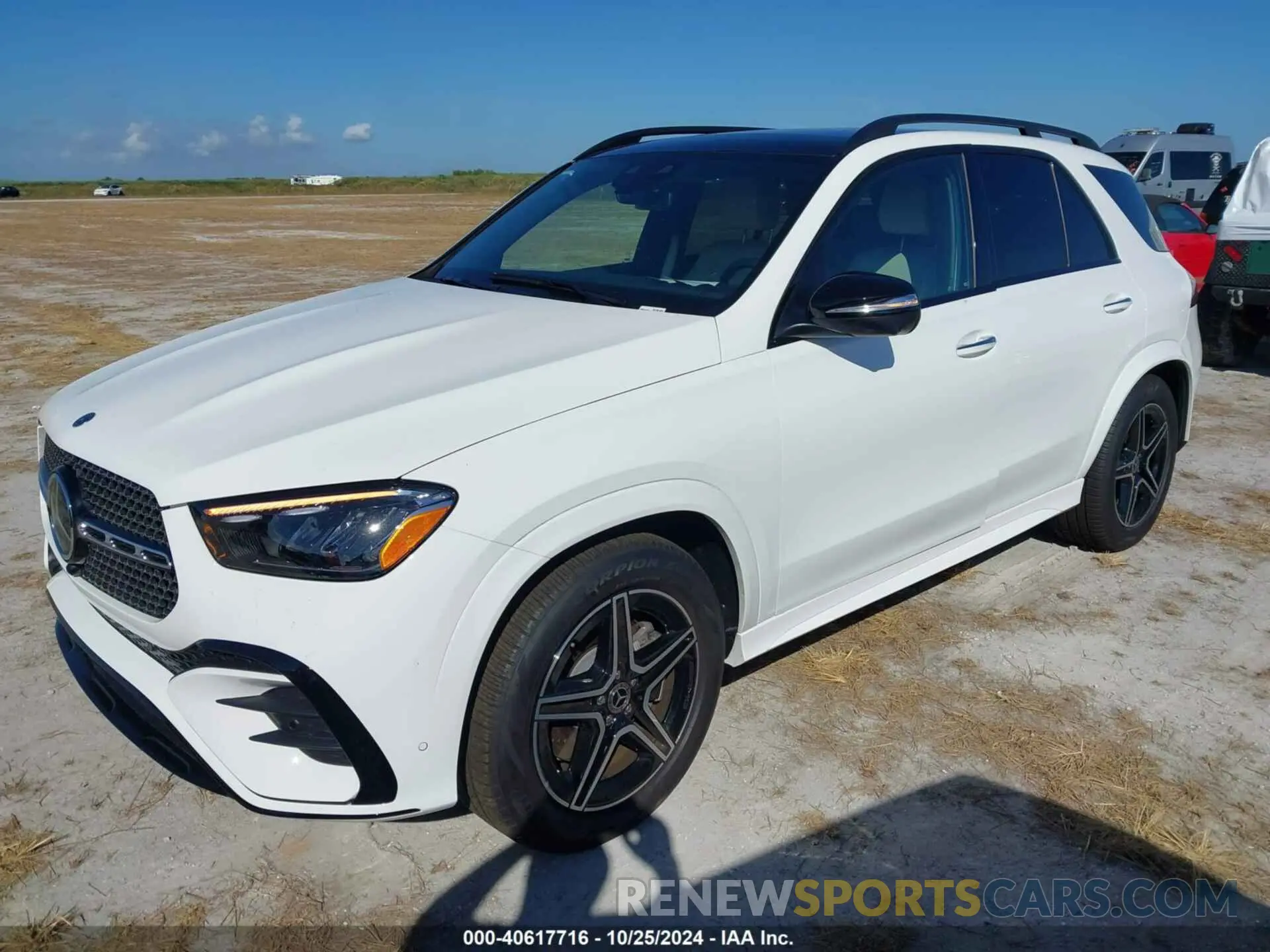 2 Photograph of a damaged car 4JGFB4FB9RB140565 MERCEDES-BENZ GLE 350 2024