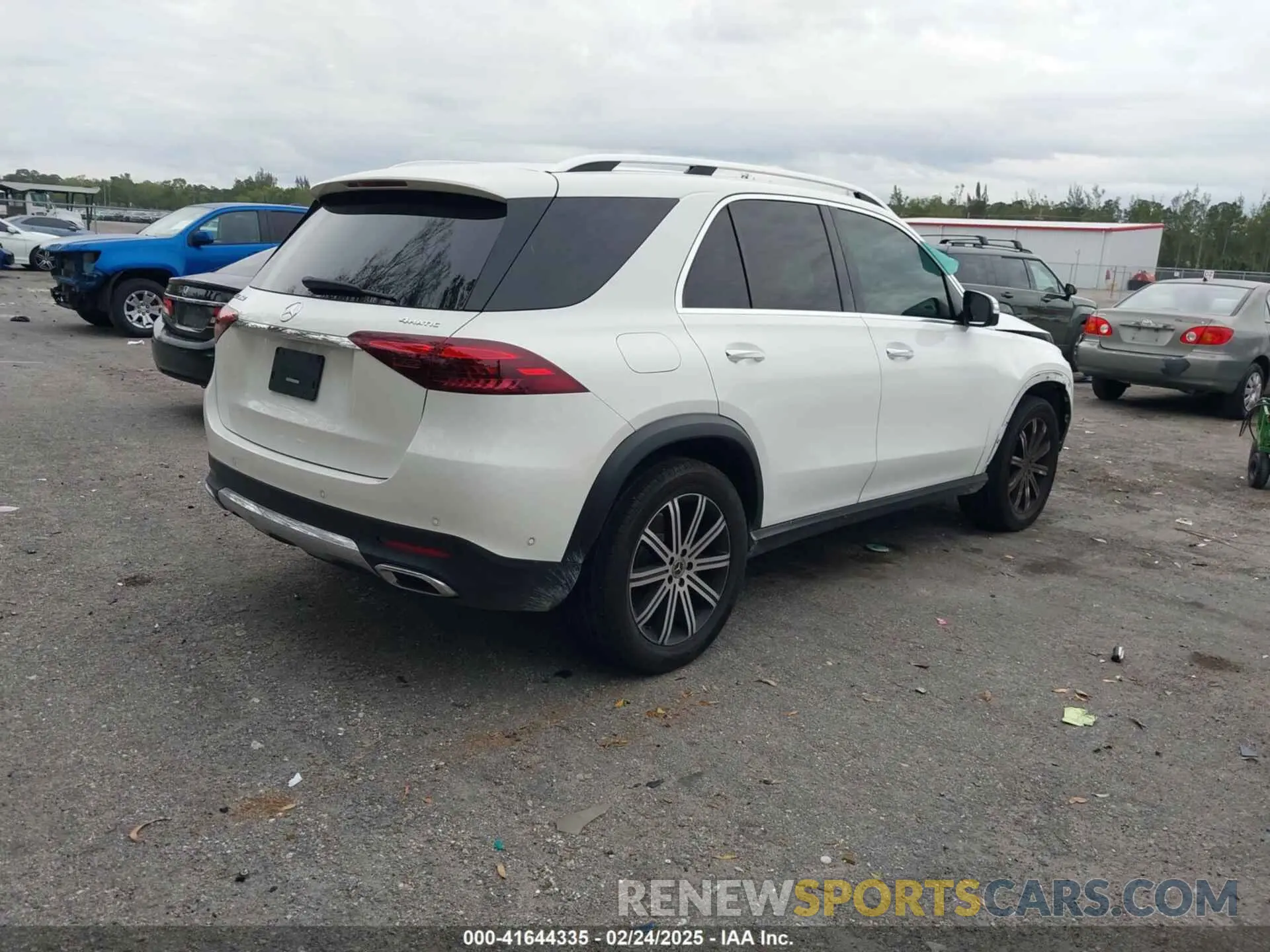 4 Photograph of a damaged car 4JGFB4FBXRB236897 MERCEDES-BENZ GLE 350 2024