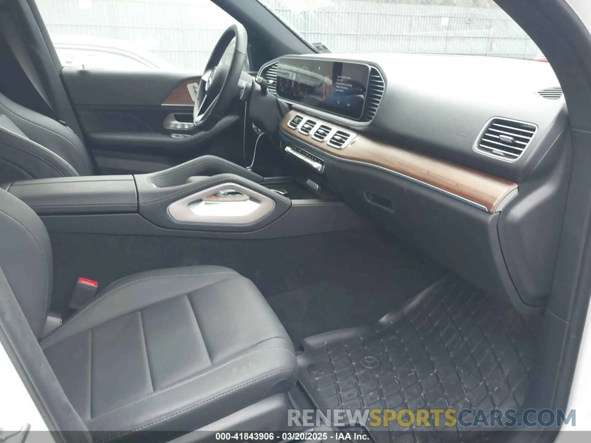 5 Photograph of a damaged car 4JGFB4FB1SB276100 MERCEDES-BENZ GLE 350 2025