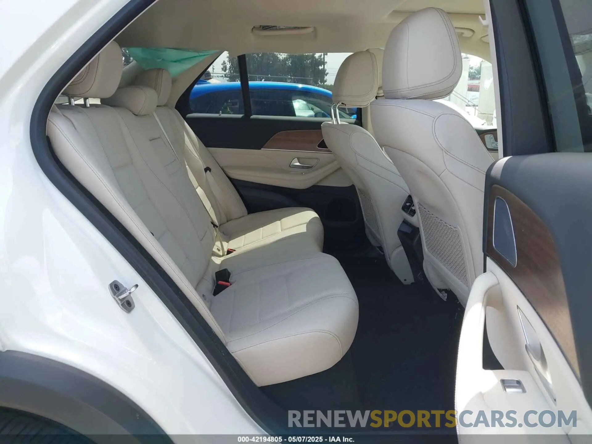 8 Photograph of a damaged car 4JGFB4FBXSB282557 MERCEDES-BENZ GLE 350 2025