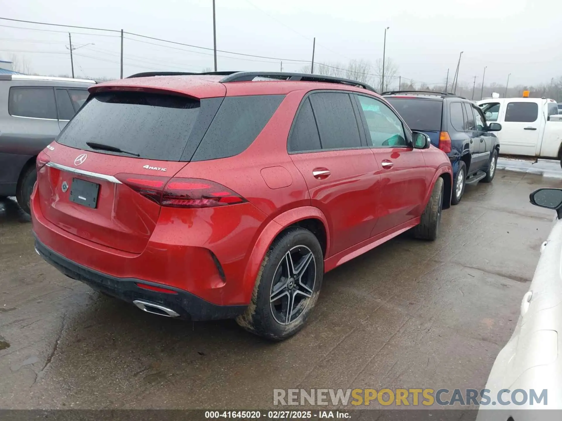 4 Photograph of a damaged car 4JGFB4FE2SB294017 MERCEDES-BENZ GLE 350 2025