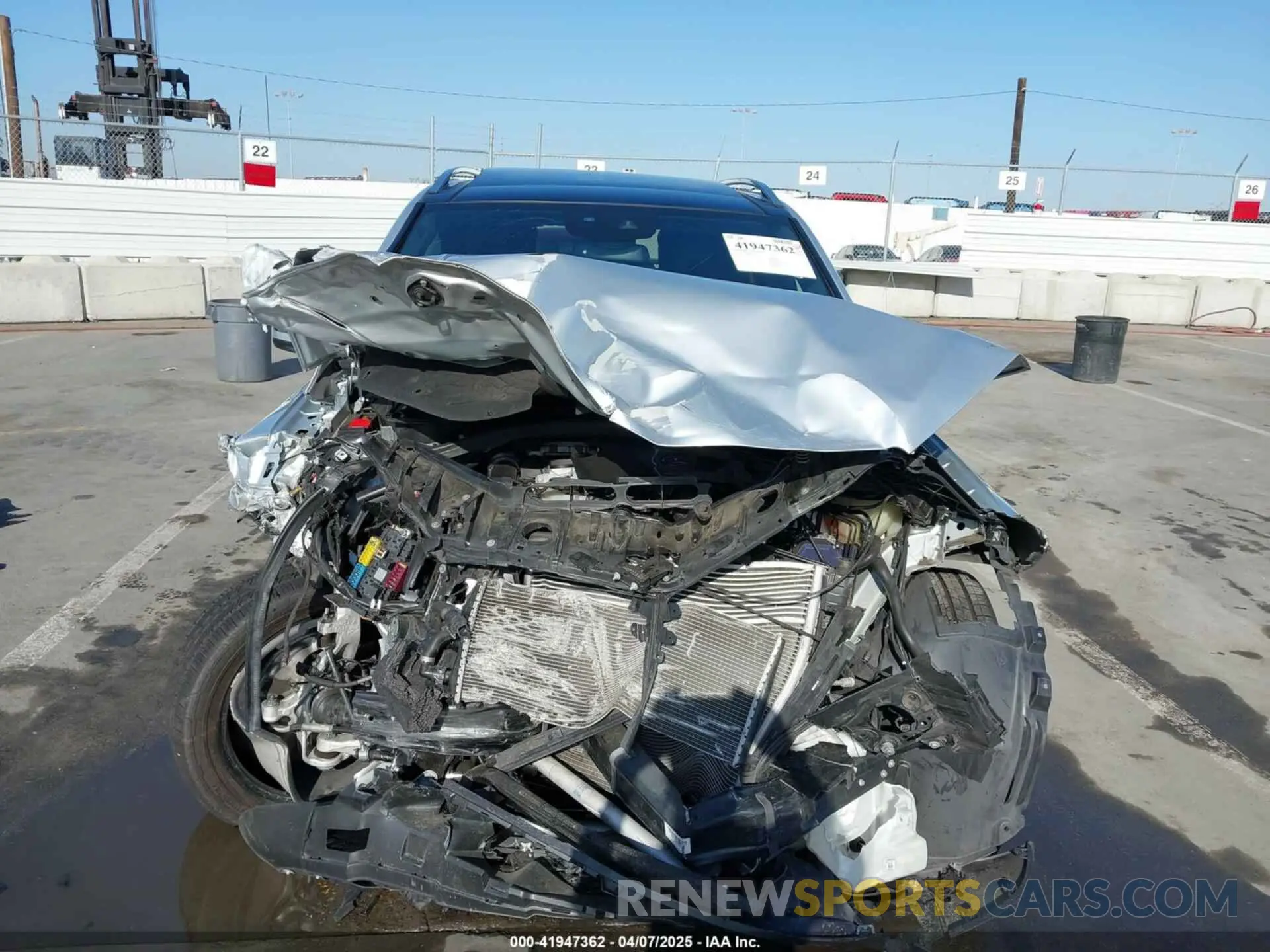 6 Photograph of a damaged car 4JGDA5GB9KB213261 MERCEDES-BENZ GLE 400 2019