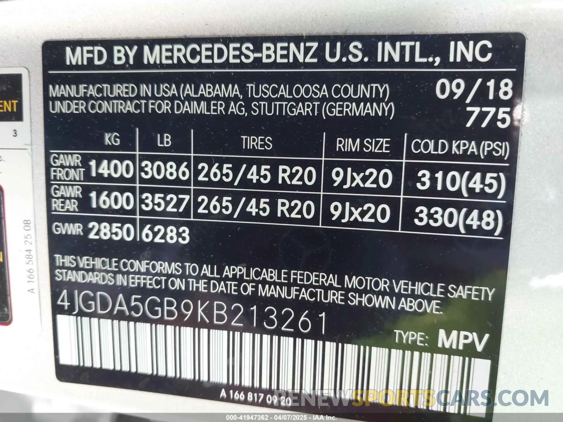 9 Photograph of a damaged car 4JGDA5GB9KB213261 MERCEDES-BENZ GLE 400 2019