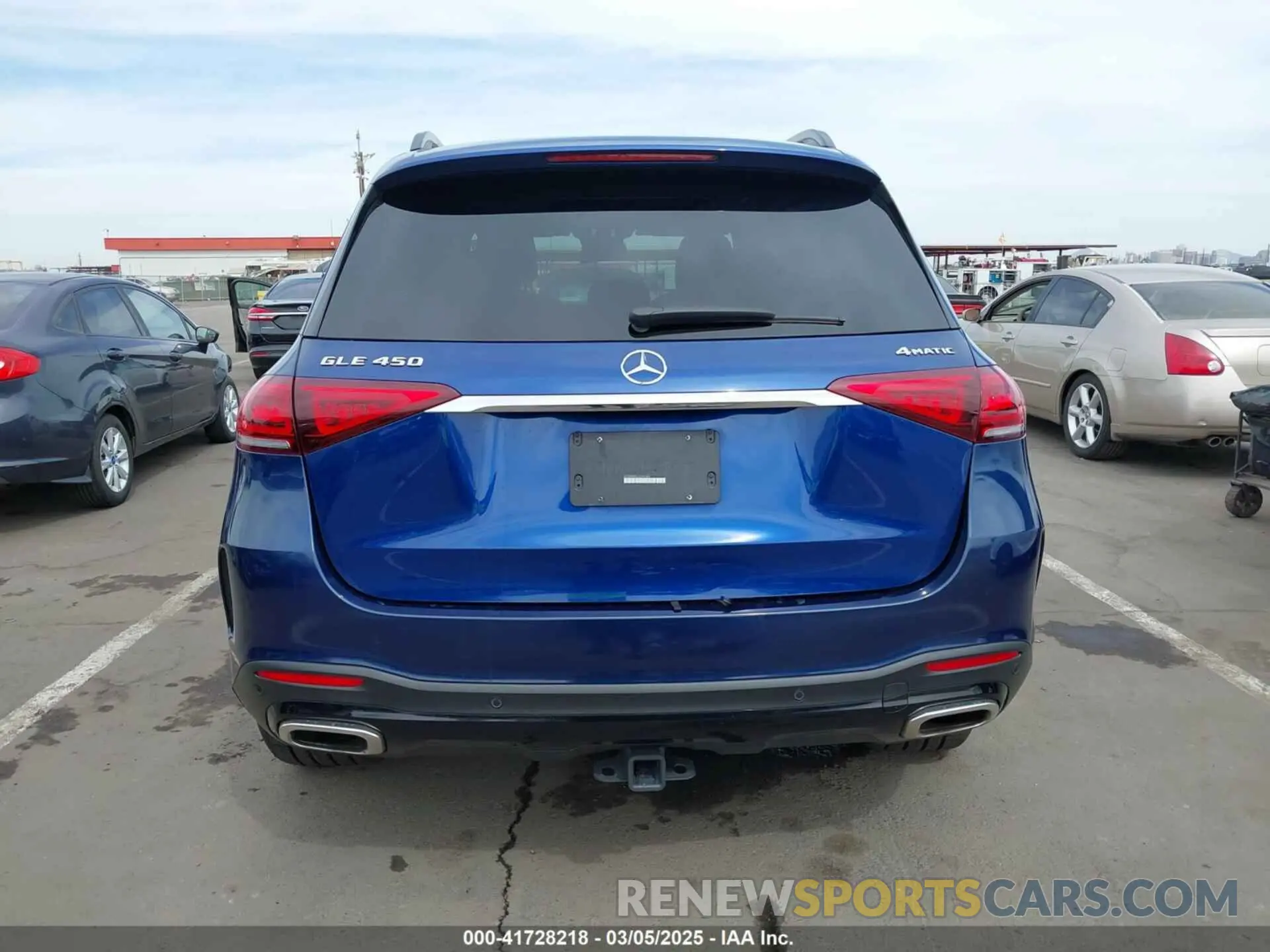 17 Photograph of a damaged car 4JGFB5KB2LA284340 MERCEDES-BENZ GLE 450 2020