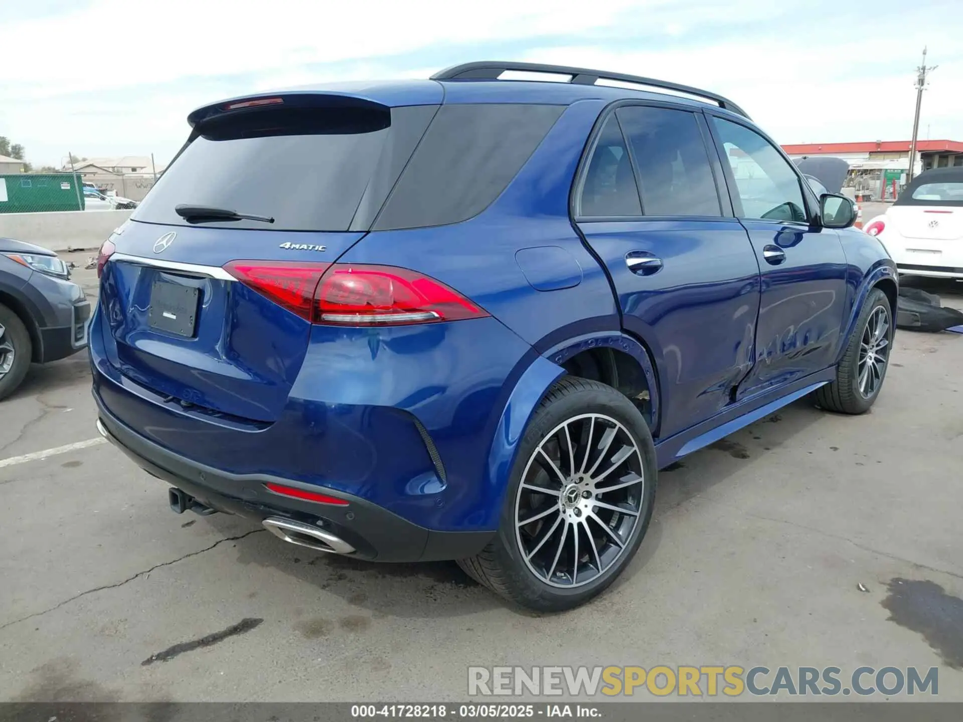 4 Photograph of a damaged car 4JGFB5KB2LA284340 MERCEDES-BENZ GLE 450 2020