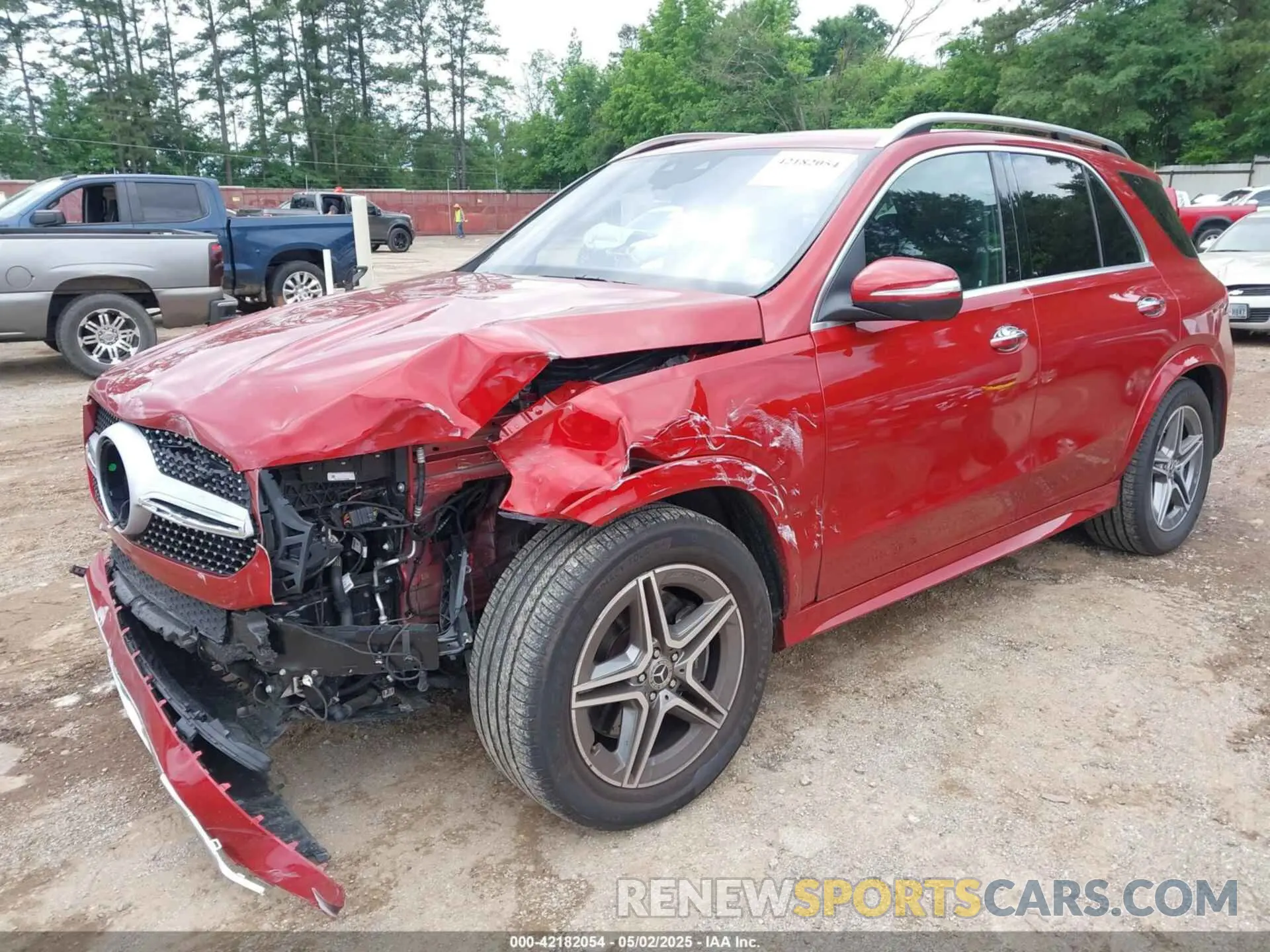 2 Photograph of a damaged car 4JGFB5KB8LA219234 MERCEDES-BENZ GLE 450 2020