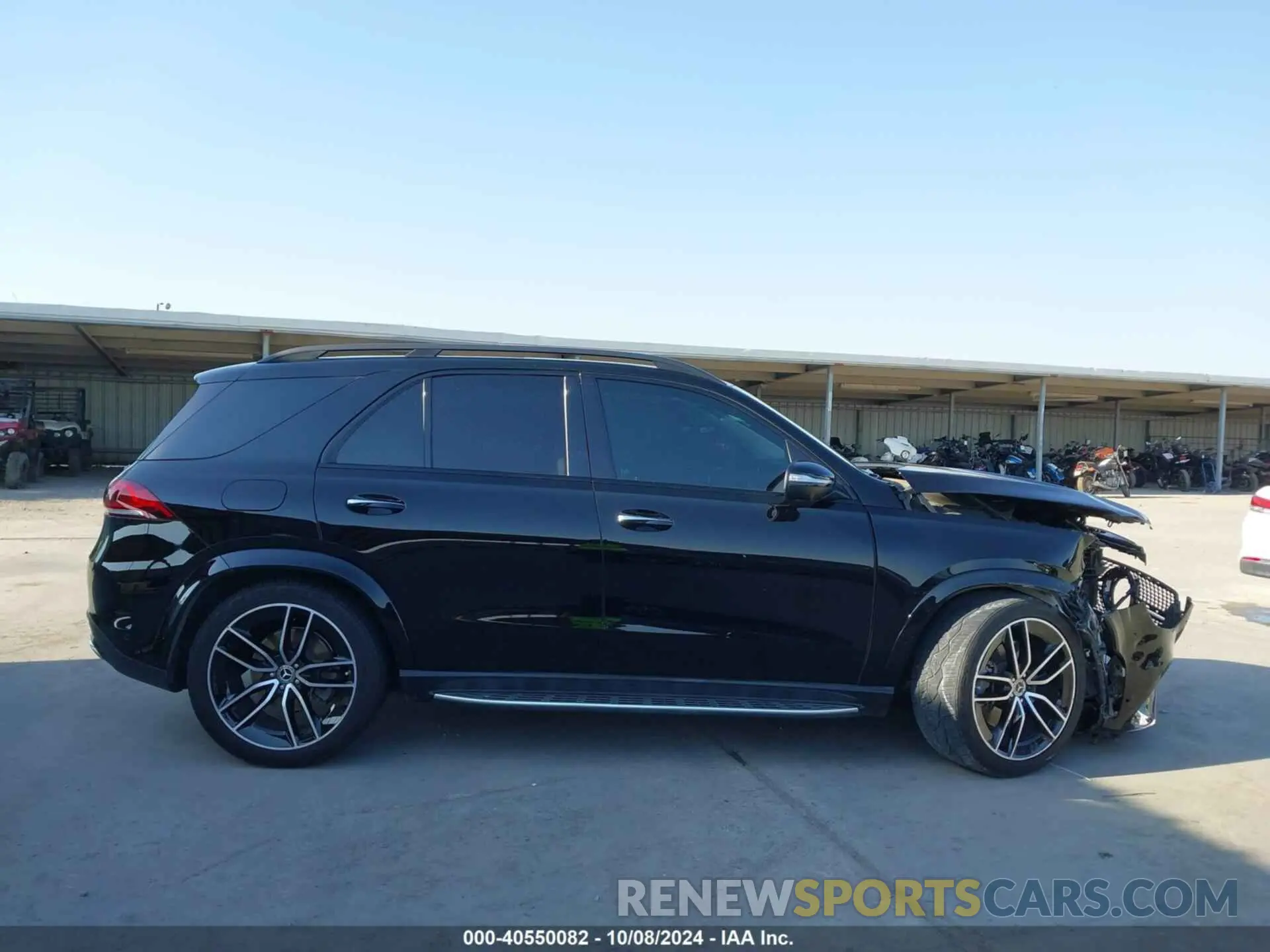 14 Photograph of a damaged car 4JGFB5KB1MA430969 MERCEDES-BENZ GLE 450 2021