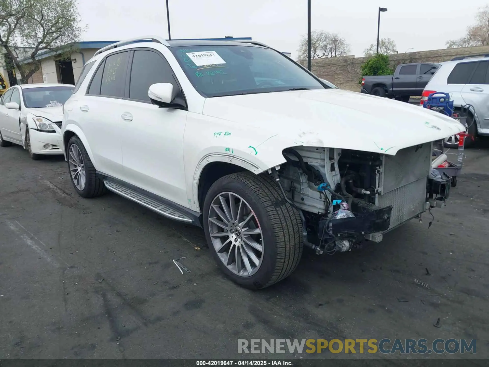 1 Photograph of a damaged car 4JGFB5KBXNA642786 MERCEDES-BENZ GLE 450 2022