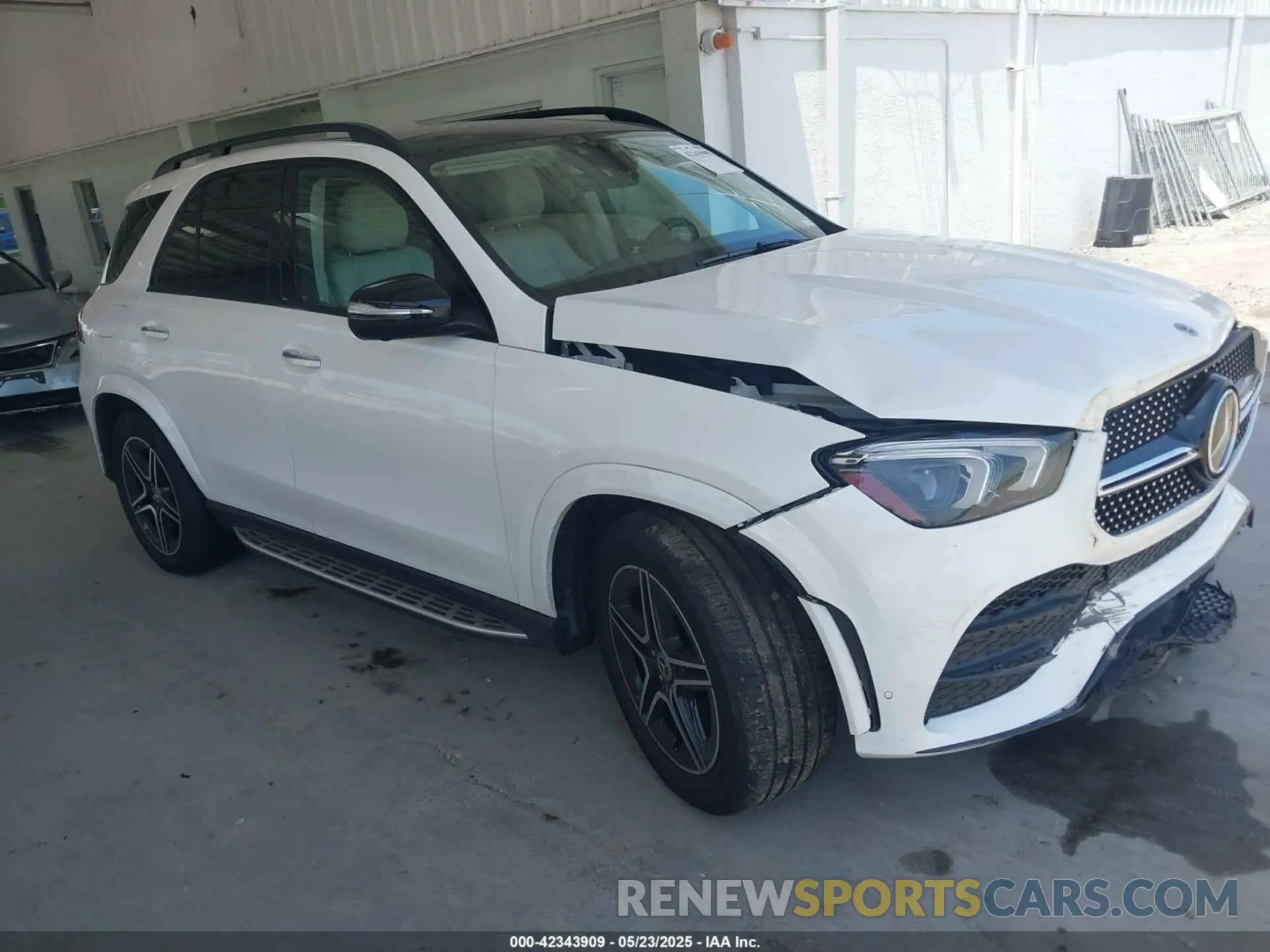 1 Photograph of a damaged car 4JGFB5KB4PA949664 MERCEDES-BENZ GLE 450 2023
