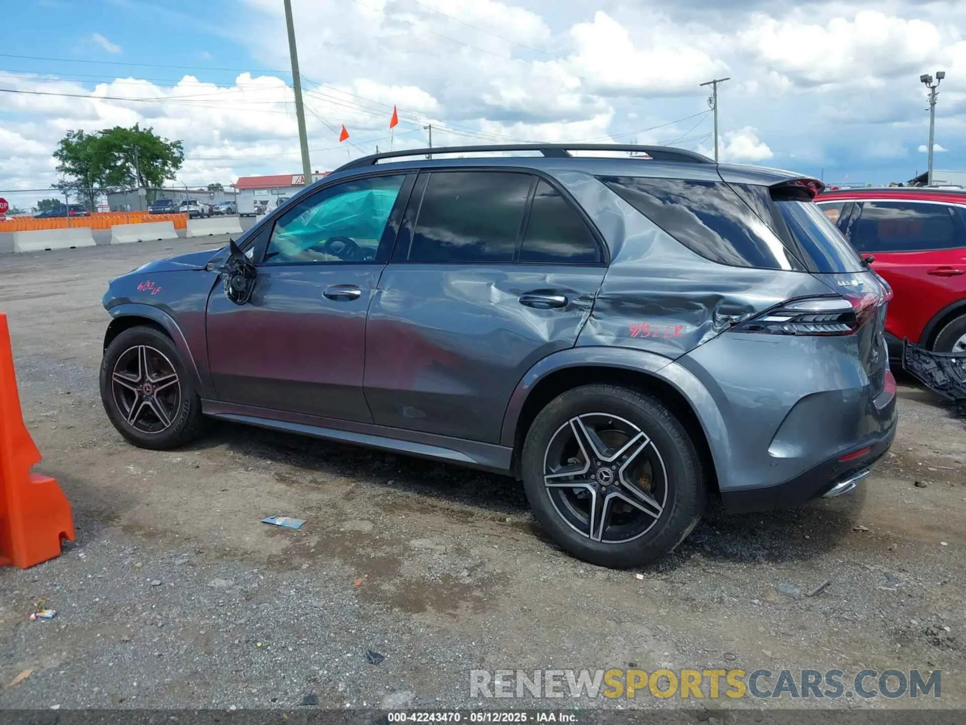 15 Photograph of a damaged car 4JGFB5KB3RB125829 MERCEDES-BENZ GLE 450 2024