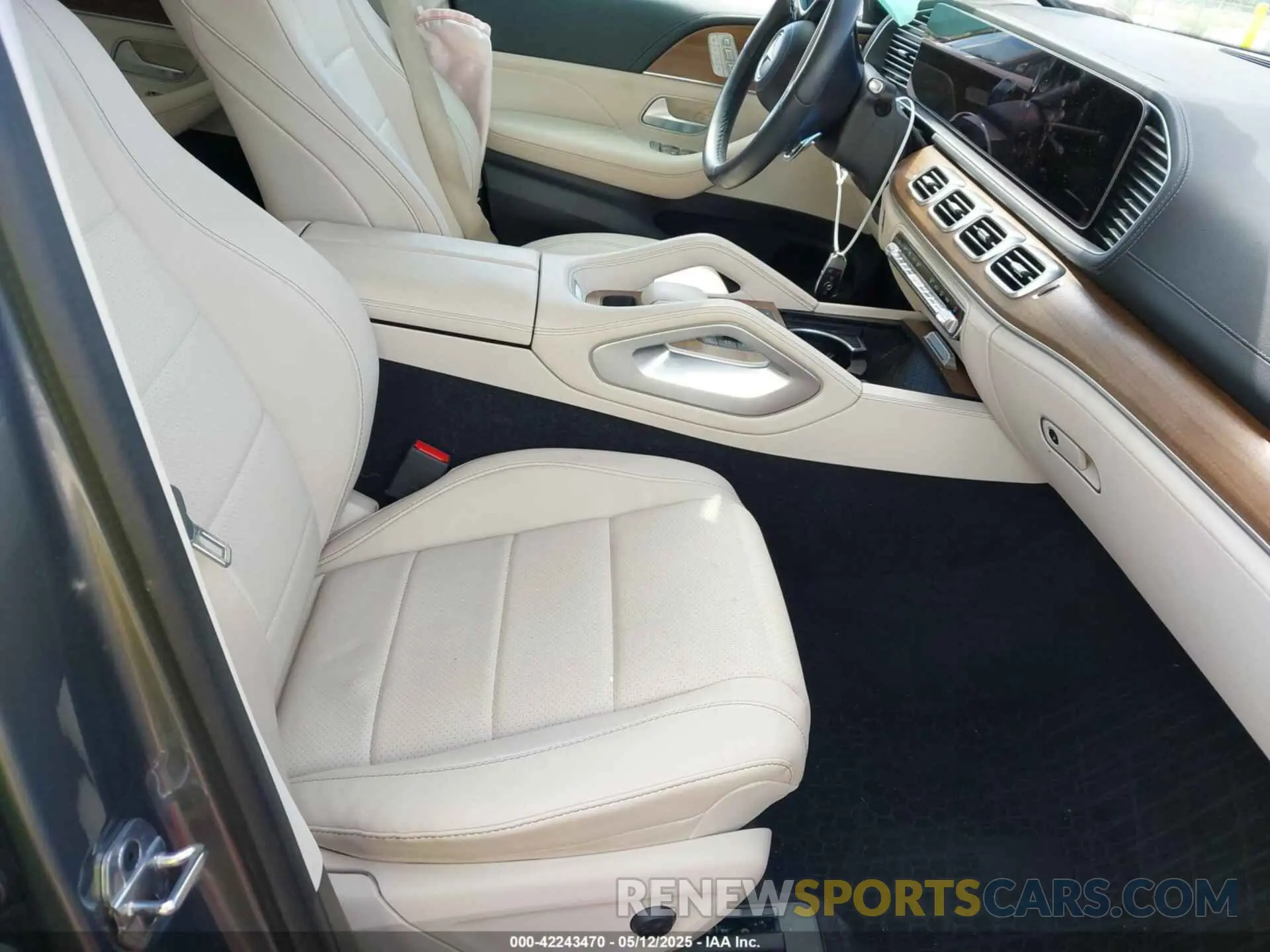 5 Photograph of a damaged car 4JGFB5KB3RB125829 MERCEDES-BENZ GLE 450 2024