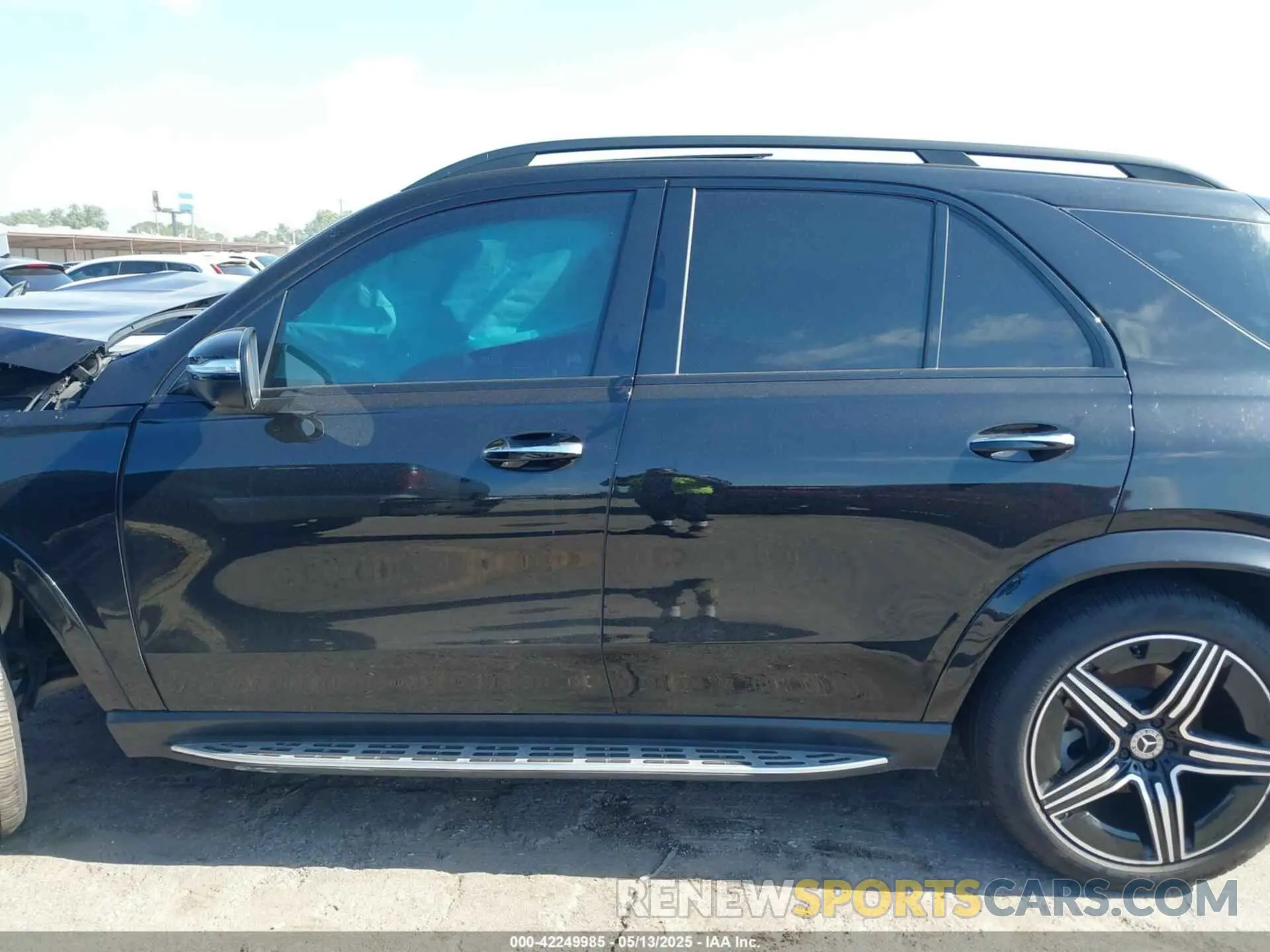 14 Photograph of a damaged car 4JGFB5KB4RB124009 MERCEDES-BENZ GLE 450 2024