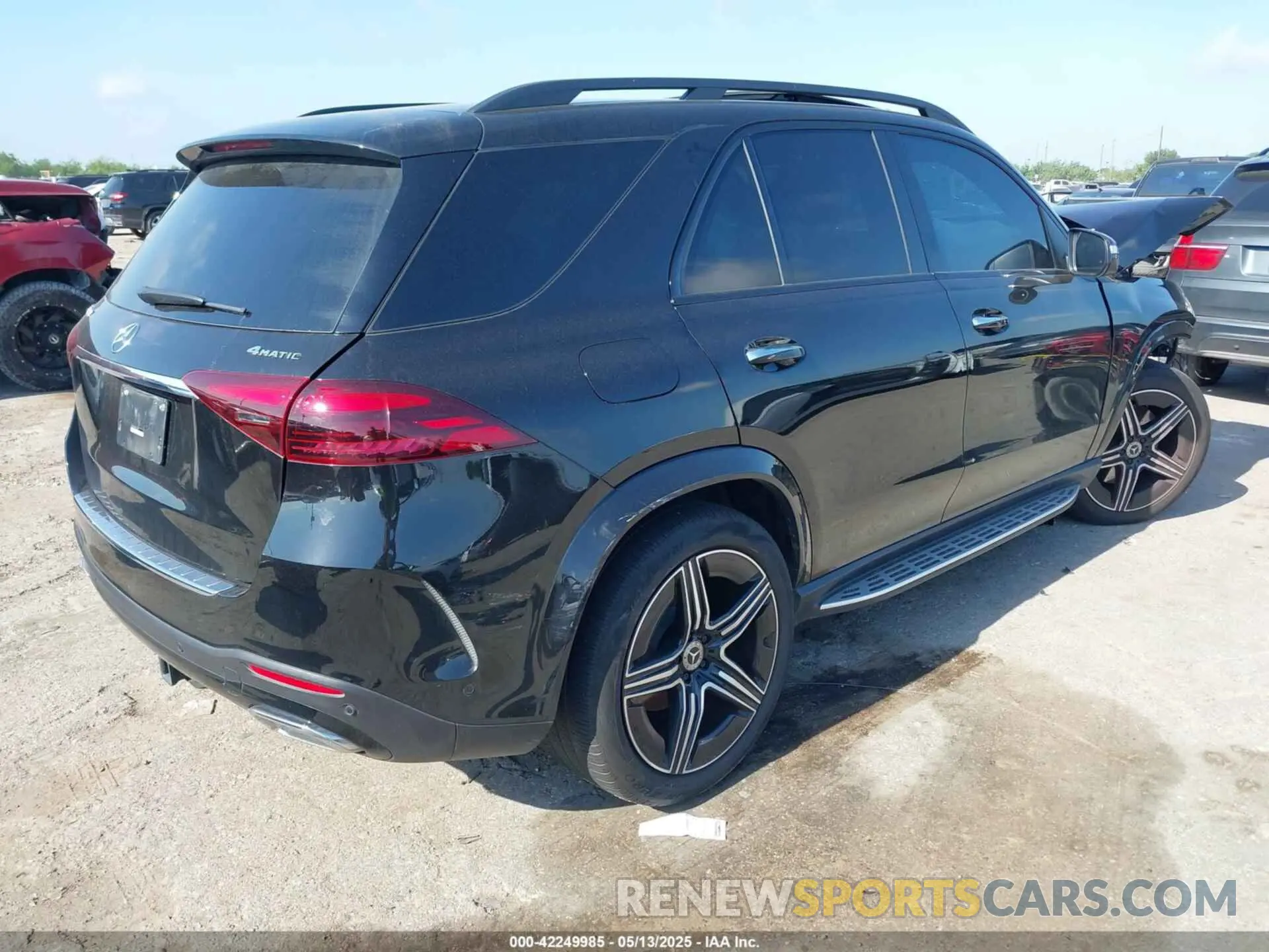 4 Photograph of a damaged car 4JGFB5KB4RB124009 MERCEDES-BENZ GLE 450 2024