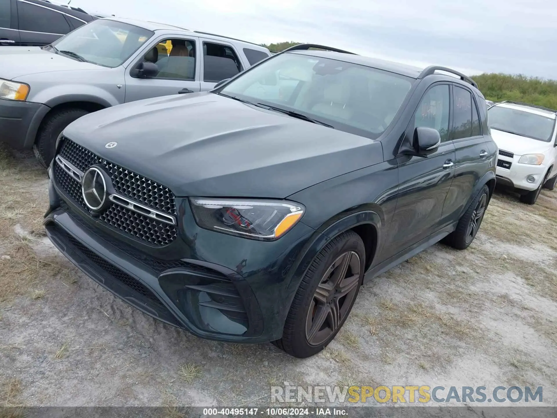 2 Photograph of a damaged car 4JGFB5KB7RB236805 MERCEDES-BENZ GLE 450 2024