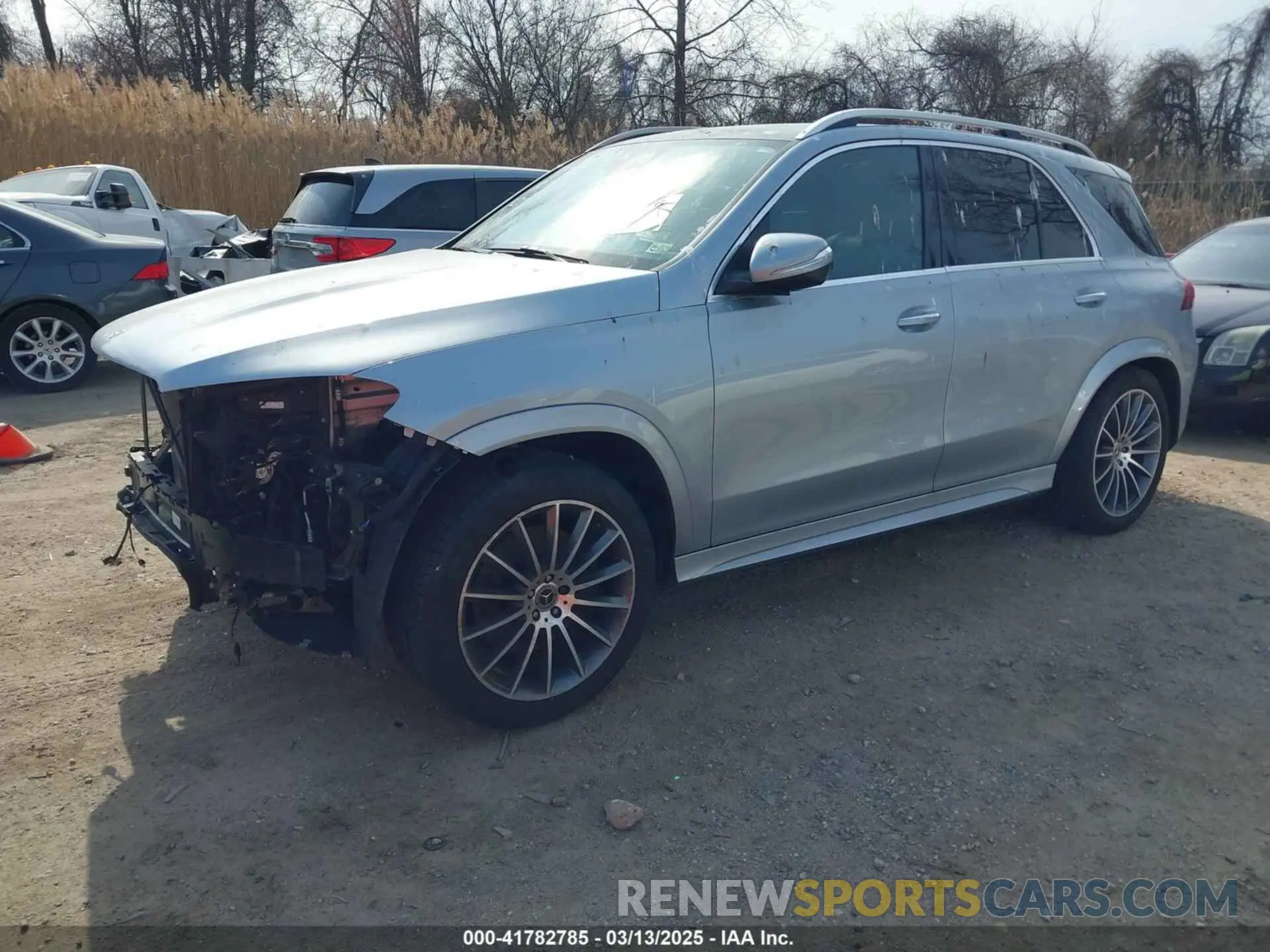 2 Photograph of a damaged car 4JGFB5KB8RB005623 MERCEDES-BENZ GLE 450 2024