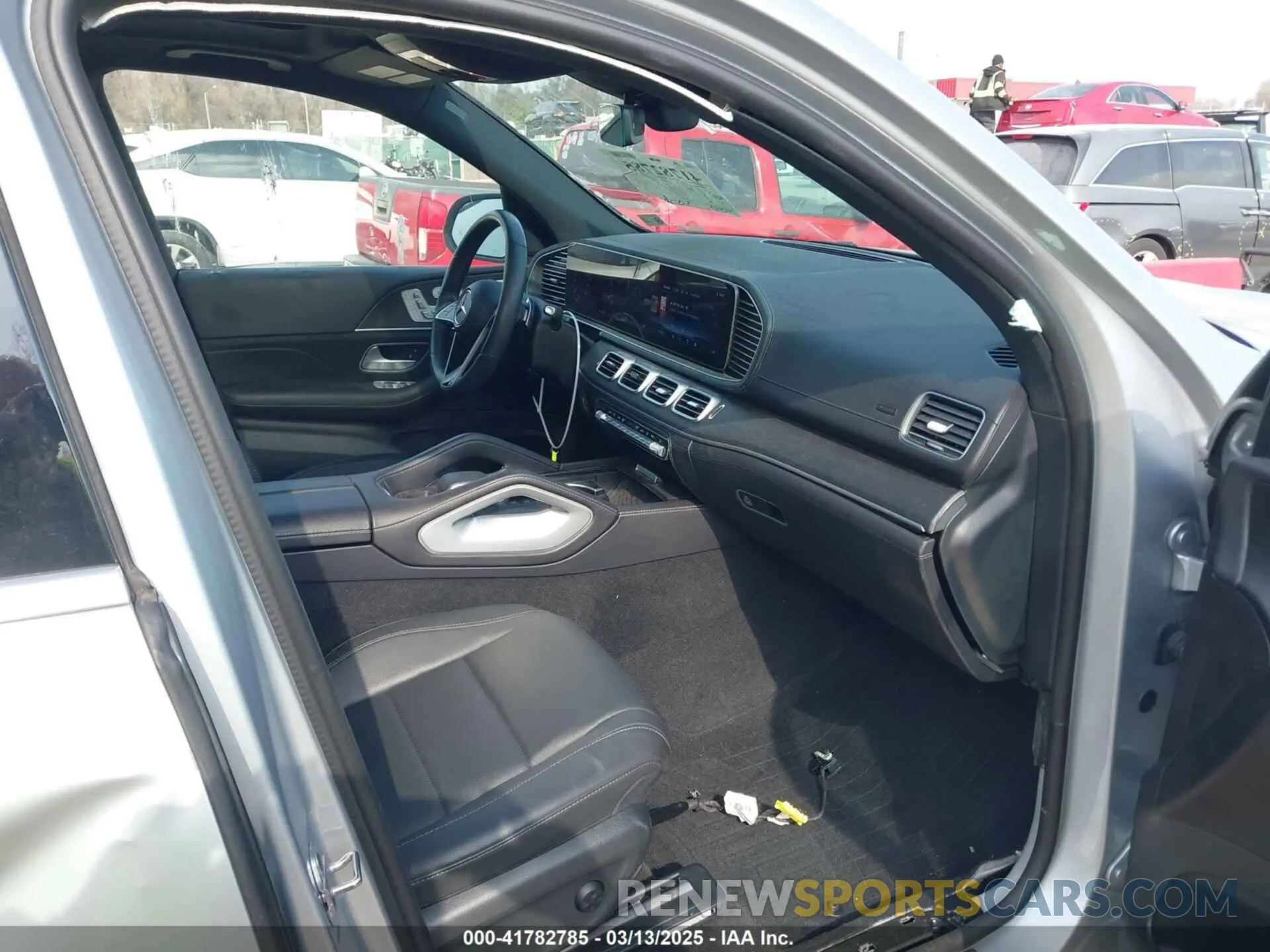 5 Photograph of a damaged car 4JGFB5KB8RB005623 MERCEDES-BENZ GLE 450 2024