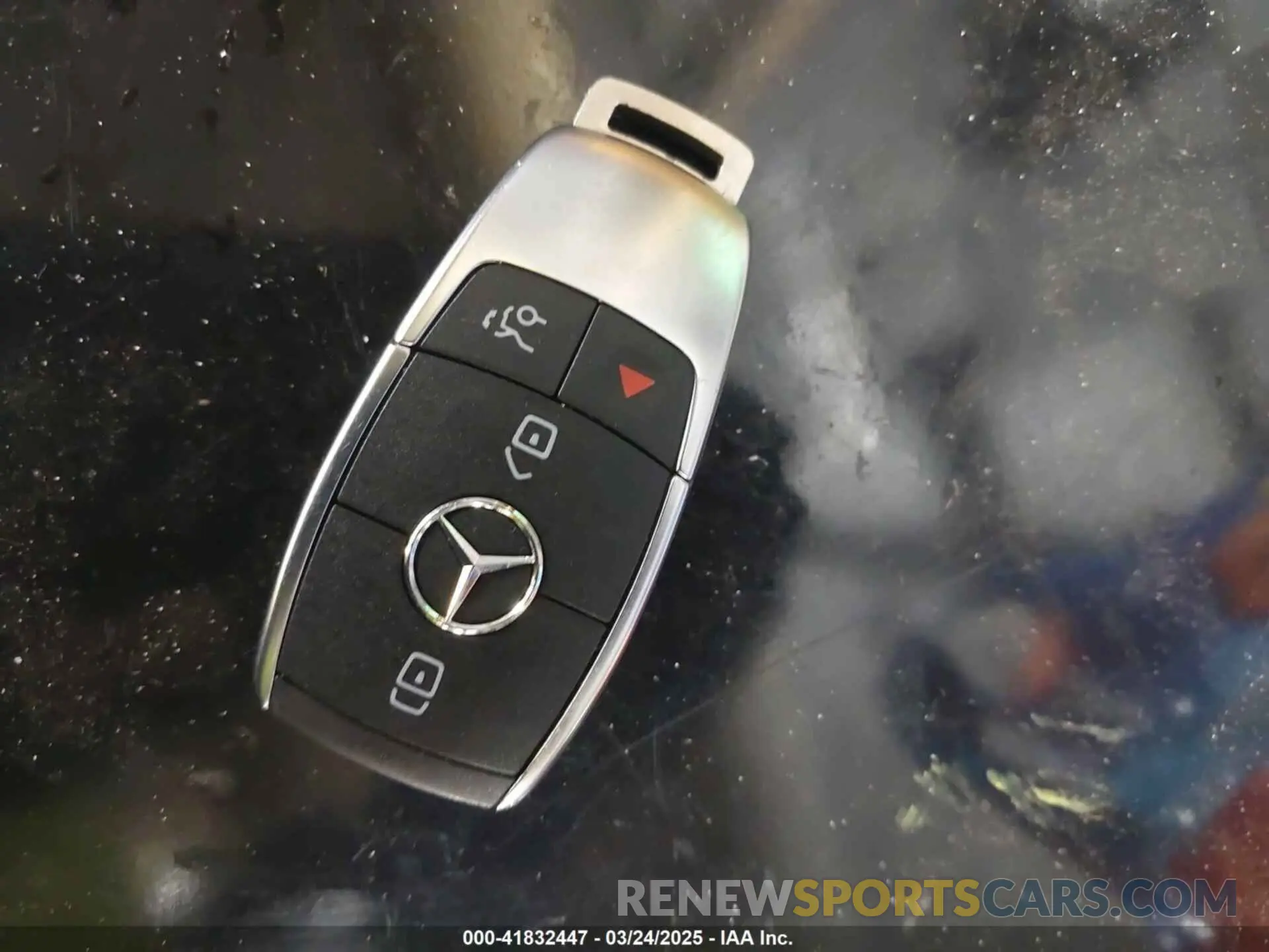 11 Photograph of a damaged car 4JGFB5KB9RB150766 MERCEDES-BENZ GLE 450 2024