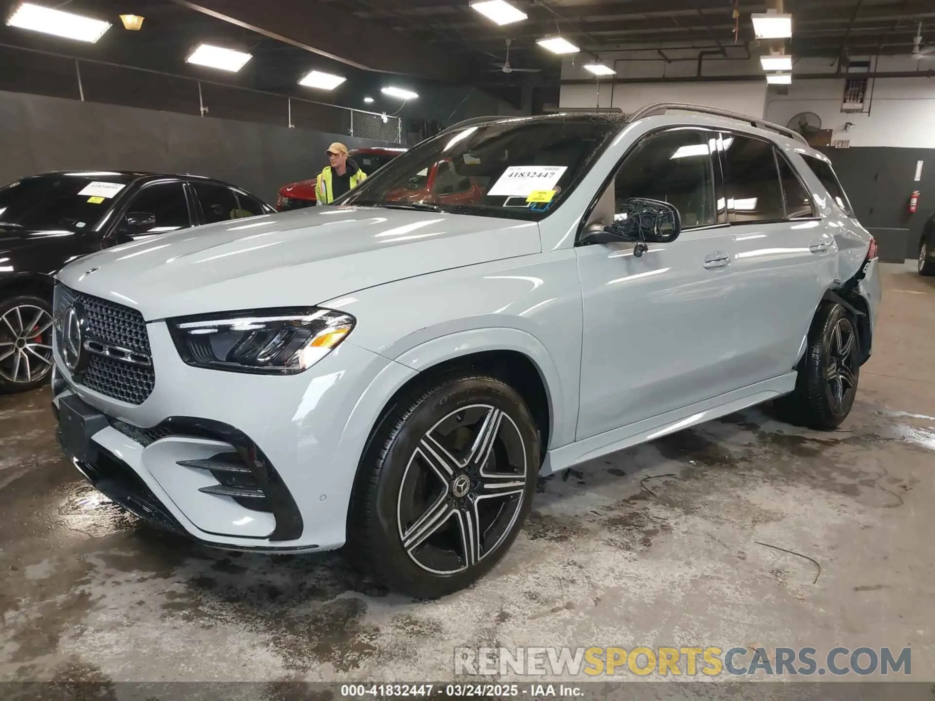 2 Photograph of a damaged car 4JGFB5KB9RB150766 MERCEDES-BENZ GLE 450 2024