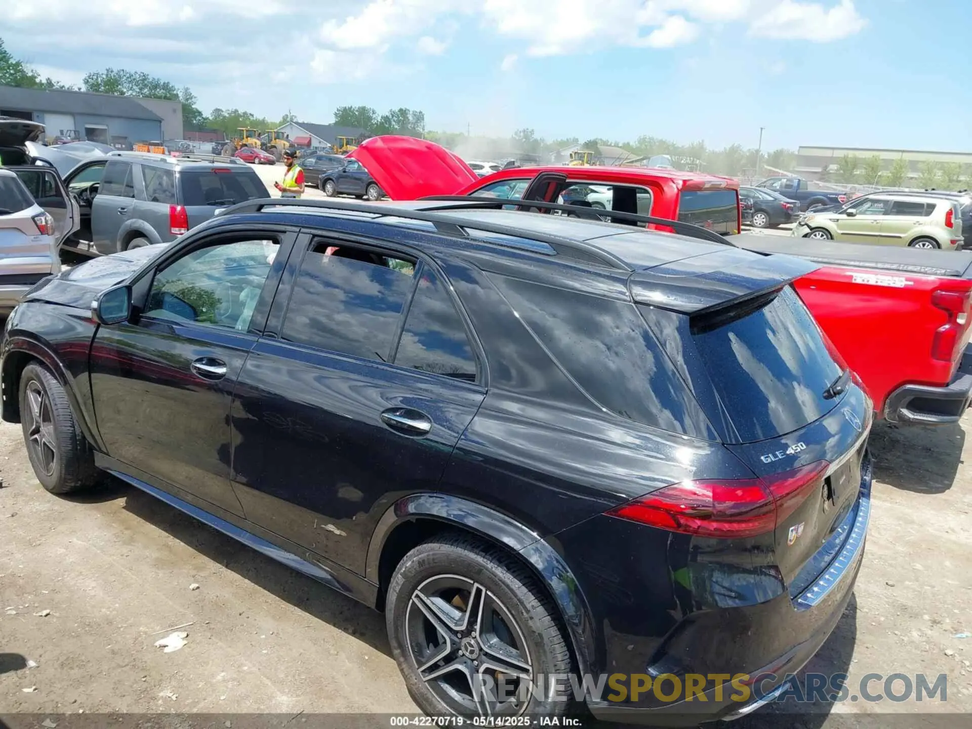 13 Photograph of a damaged car 4JGFB5KBXRB177362 MERCEDES-BENZ GLE 450 2024