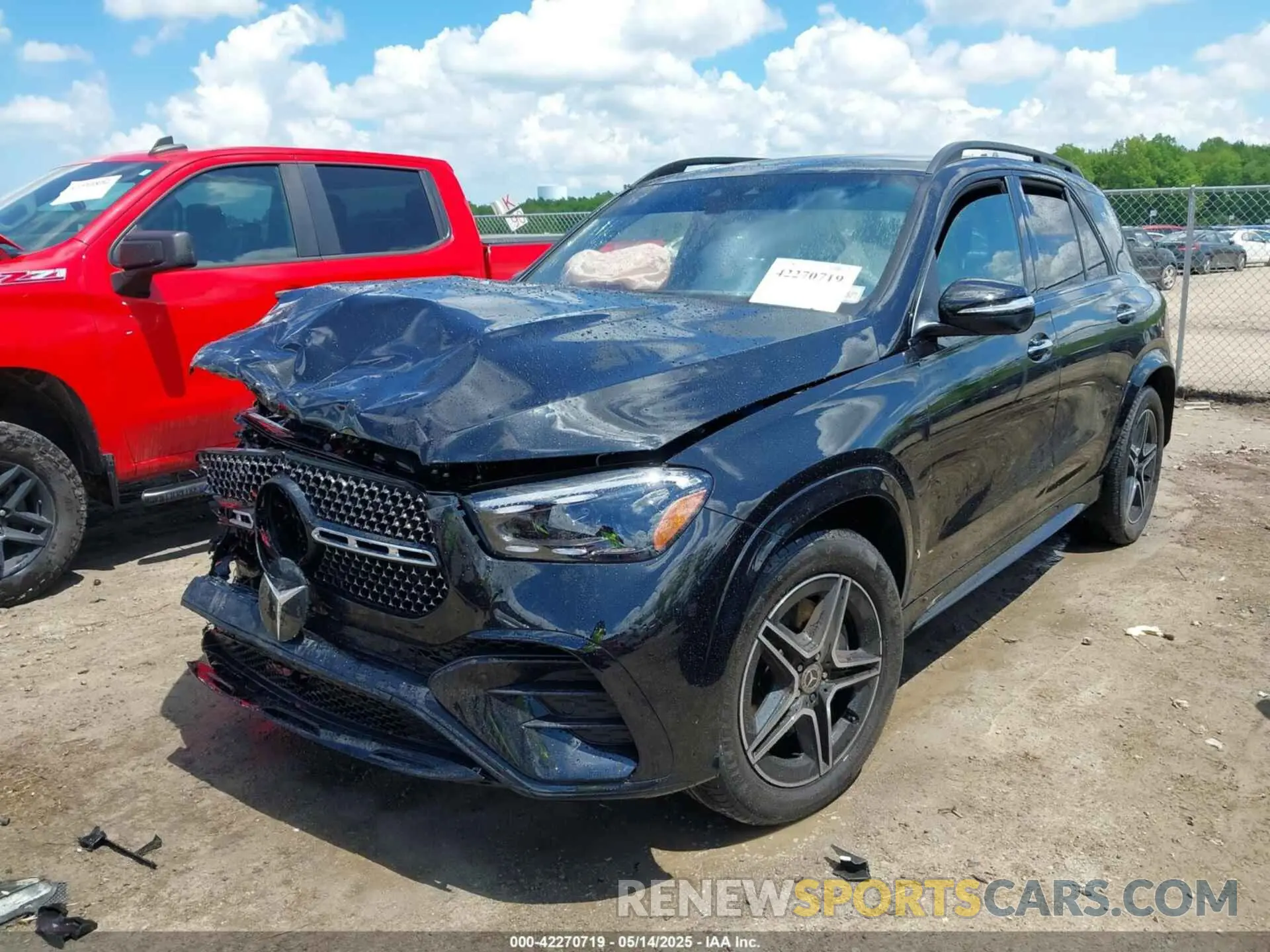 2 Photograph of a damaged car 4JGFB5KBXRB177362 MERCEDES-BENZ GLE 450 2024