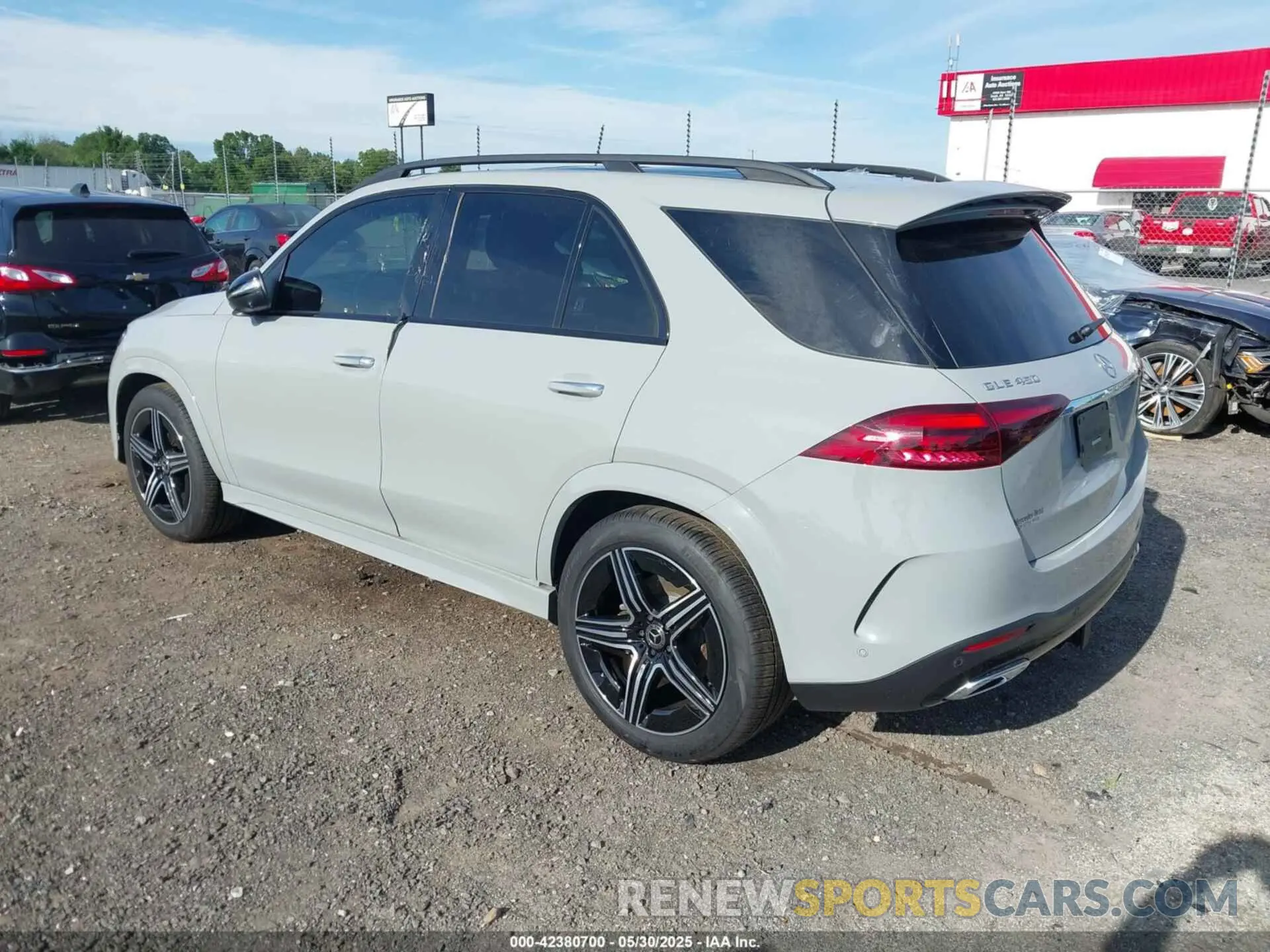 3 Photograph of a damaged car 4JGFB5KBXRB264307 MERCEDES-BENZ GLE 450 2024
