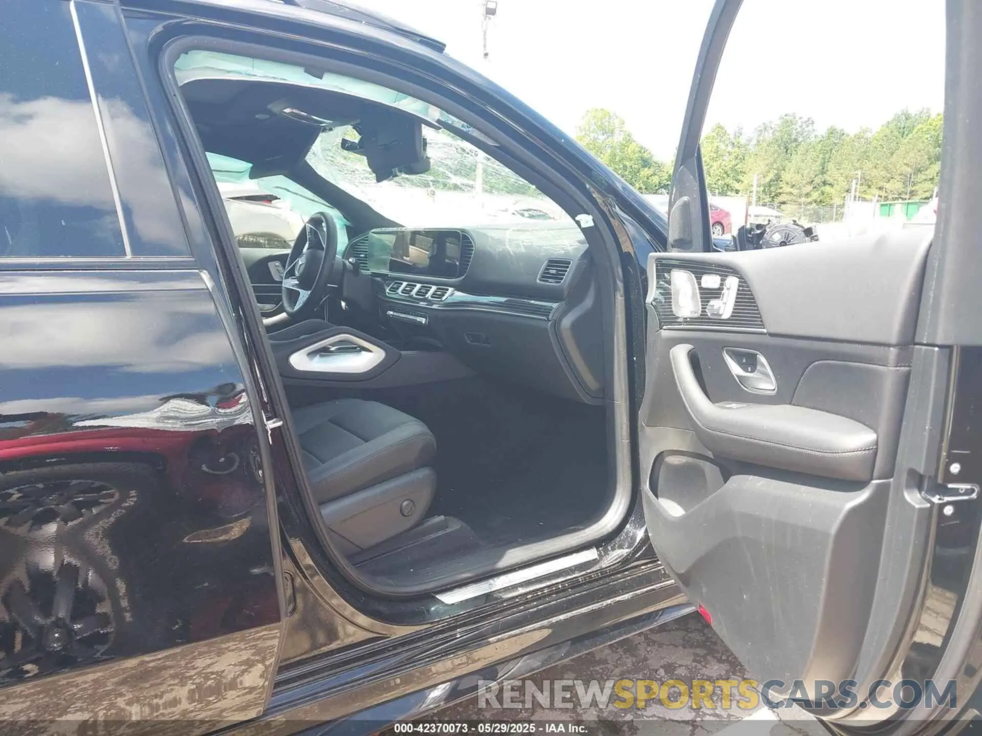 15 Photograph of a damaged car 4JGFB5KB1SB324514 MERCEDES-BENZ GLE 450 2025