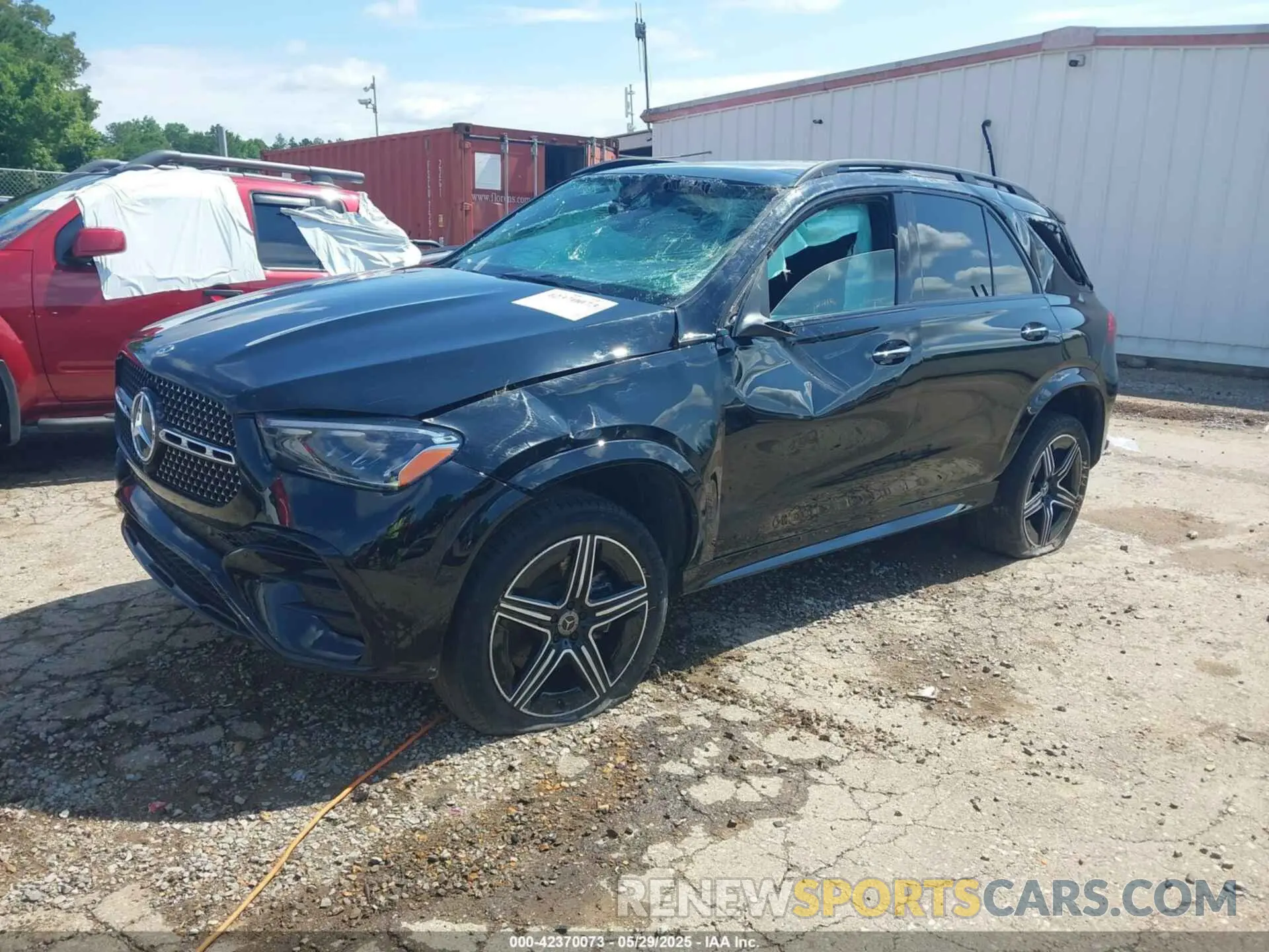 2 Photograph of a damaged car 4JGFB5KB1SB324514 MERCEDES-BENZ GLE 450 2025