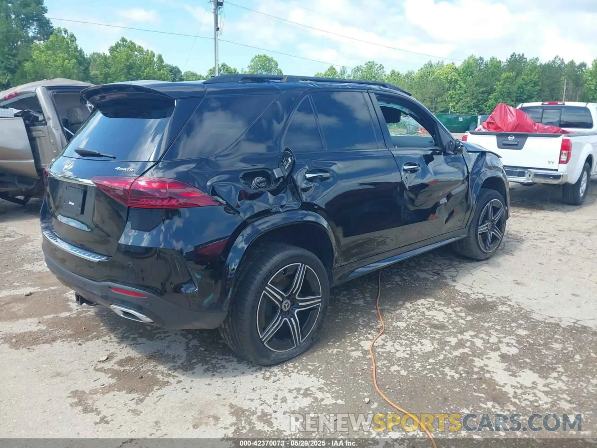 4 Photograph of a damaged car 4JGFB5KB1SB324514 MERCEDES-BENZ GLE 450 2025