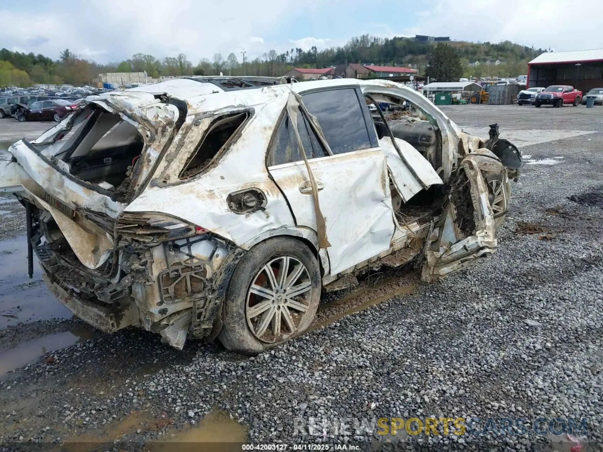 4 Photograph of a damaged car 4JGFB4GB2RB071765 MERCEDES-BENZ GLE 450 PLUG-IN HYBRID 2024