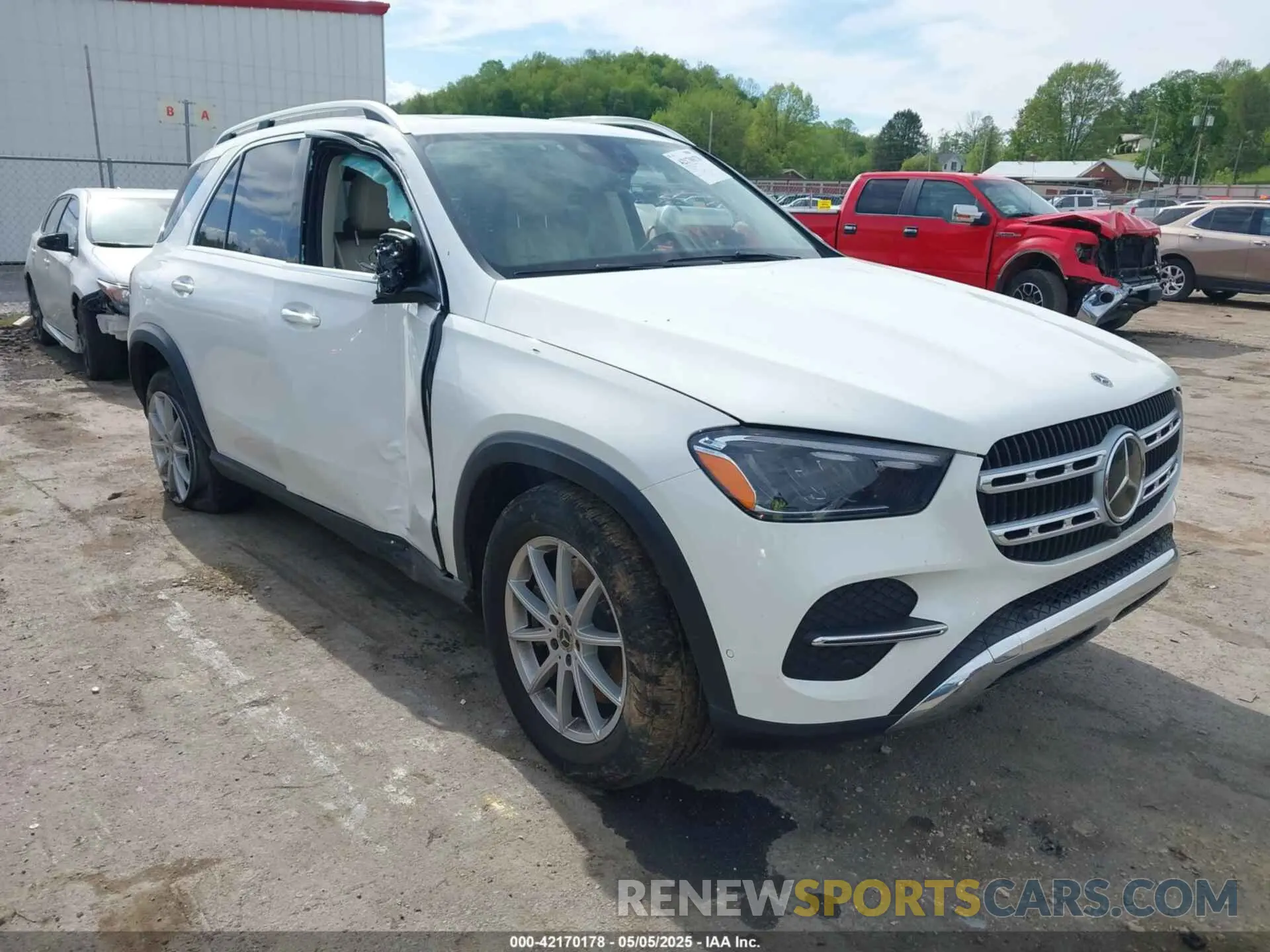 1 Photograph of a damaged car 4JGFB4GB8RB069521 MERCEDES-BENZ GLE 450 PLUG-IN HYBRID 2024