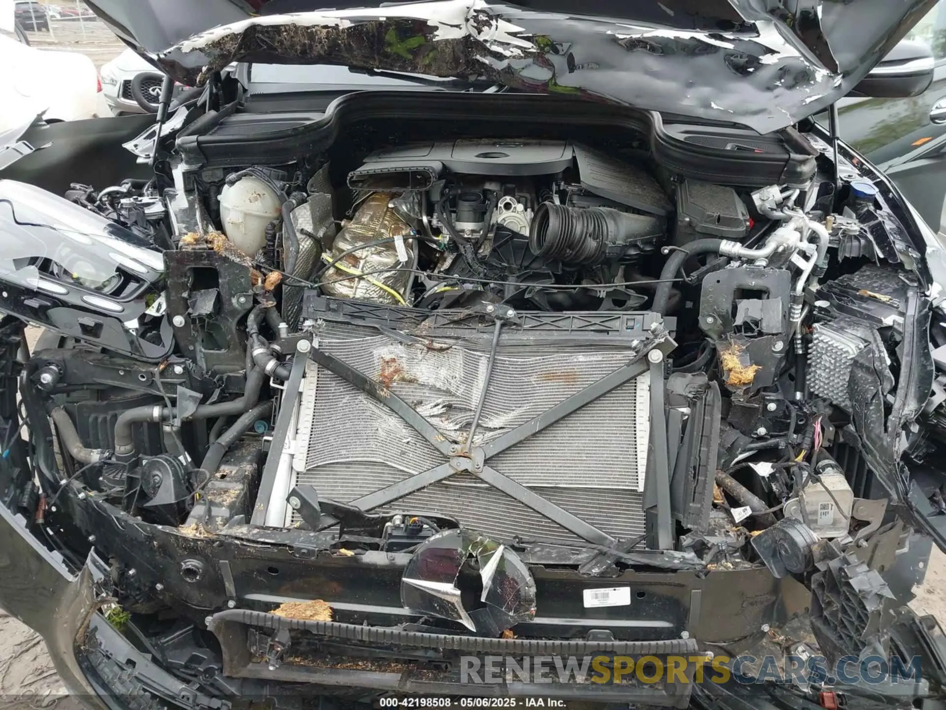 10 Photograph of a damaged car 4JGFB4GB4SB350463 MERCEDES-BENZ GLE 450E 2025