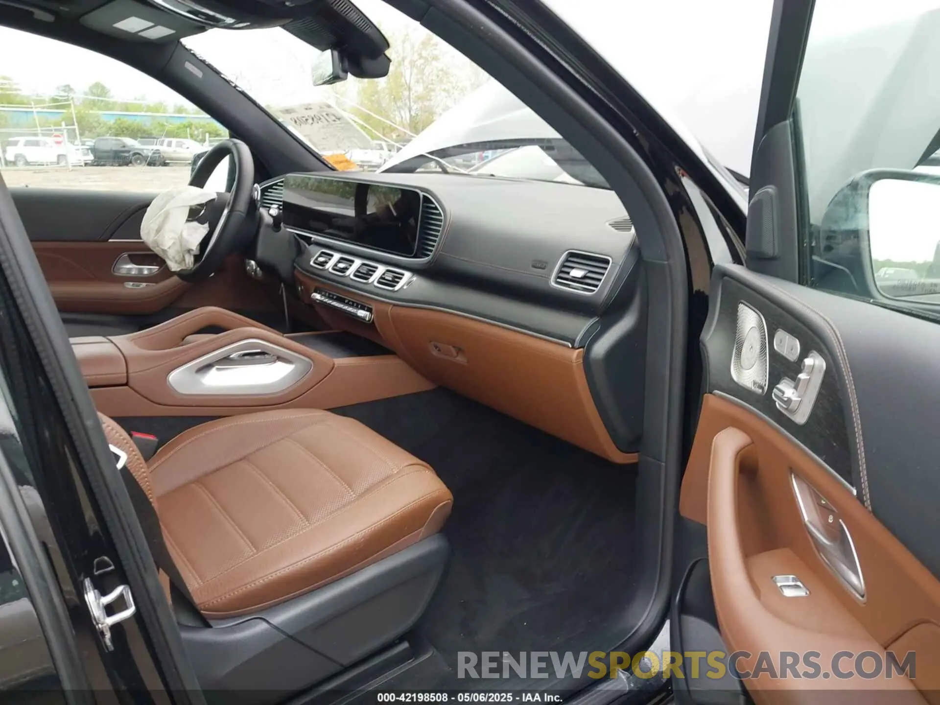 5 Photograph of a damaged car 4JGFB4GB4SB350463 MERCEDES-BENZ GLE 450E 2025