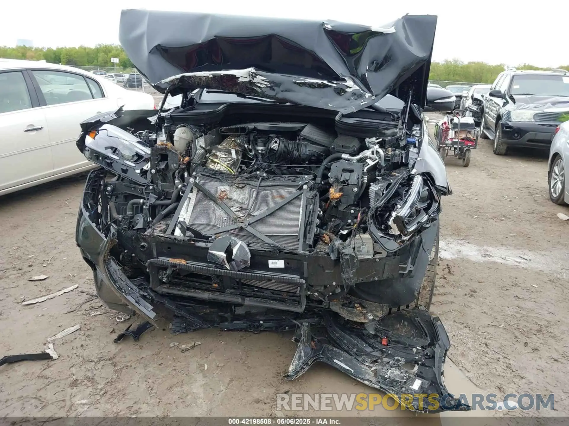 6 Photograph of a damaged car 4JGFB4GB4SB350463 MERCEDES-BENZ GLE 450E 2025