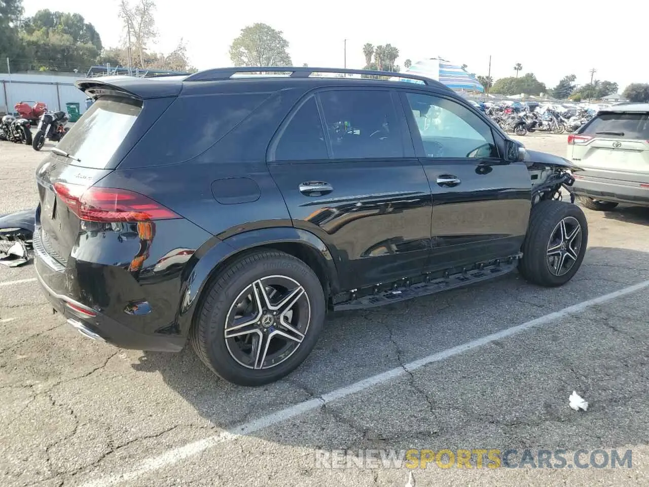 3 Photograph of a damaged car 4JGFB4GB1RB241405 MERCEDES-BENZ GLE 450E 4 2024