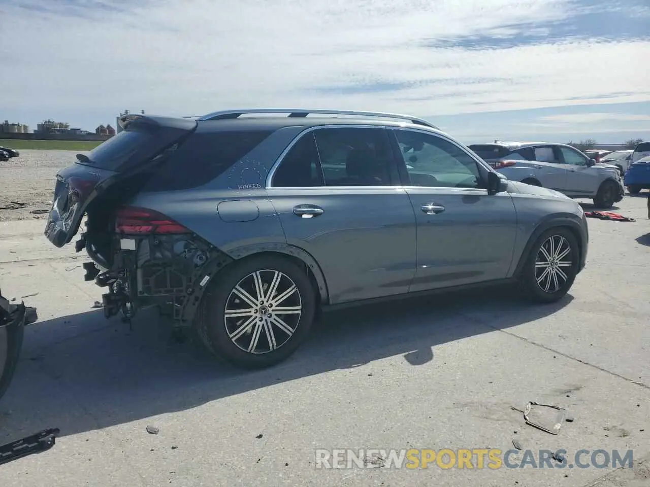 3 Photograph of a damaged car 4JGFB4GB3RB182745 MERCEDES-BENZ GLE 450E 4 2024